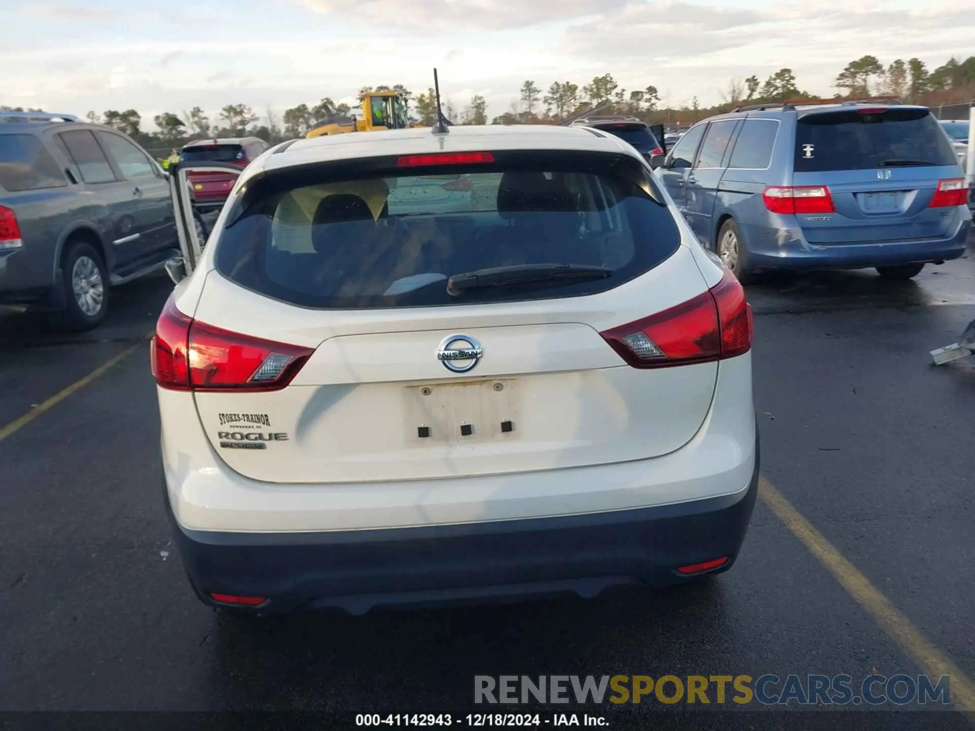 15 fotografías del automóvil dañado JN1BJ1CP0KW236090 NISSAN ROGUE SPORT 2019