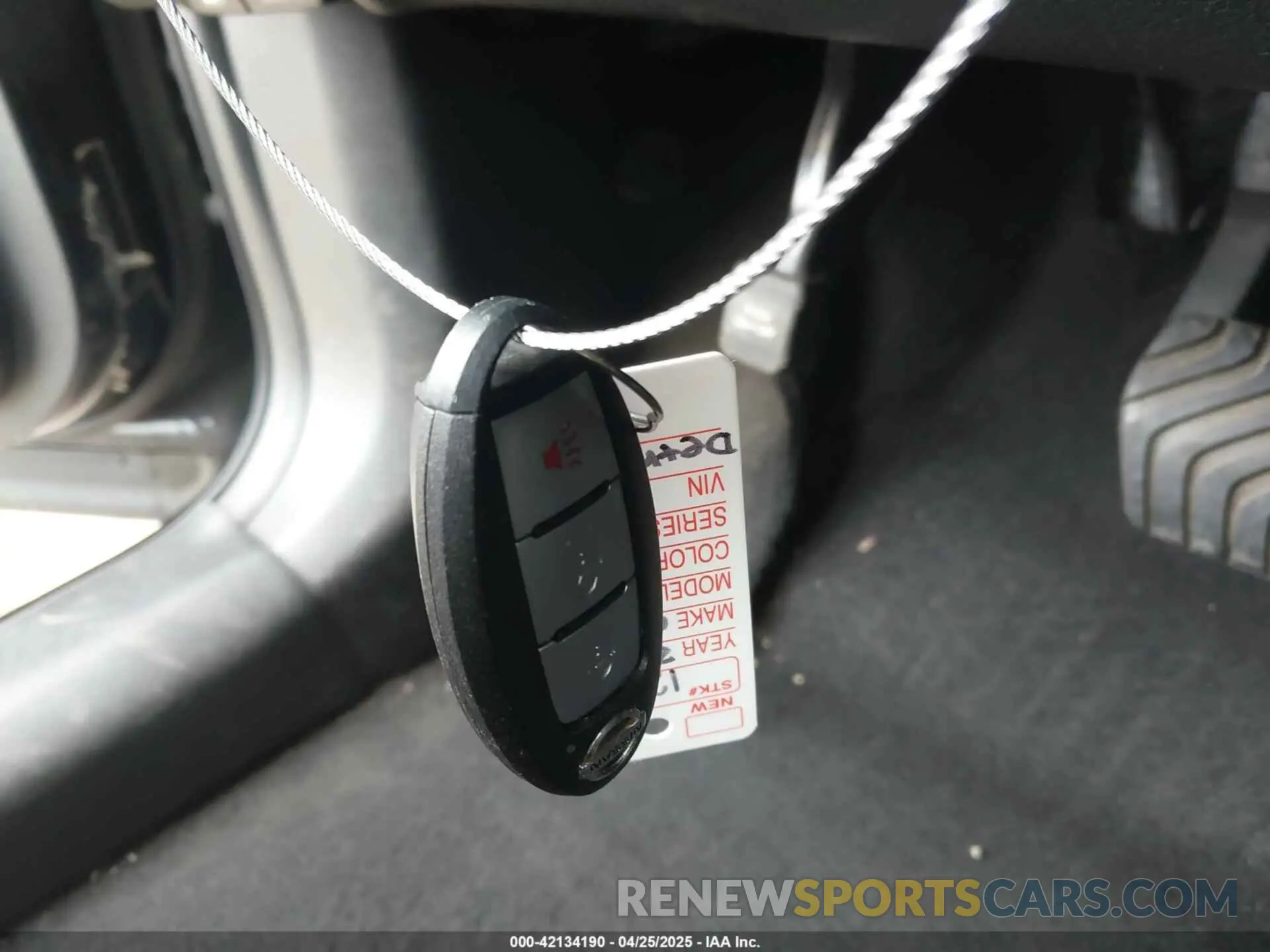 11 fotografías del automóvil dañado JN1BJ1CP0KW526605 NISSAN ROGUE SPORT 2019