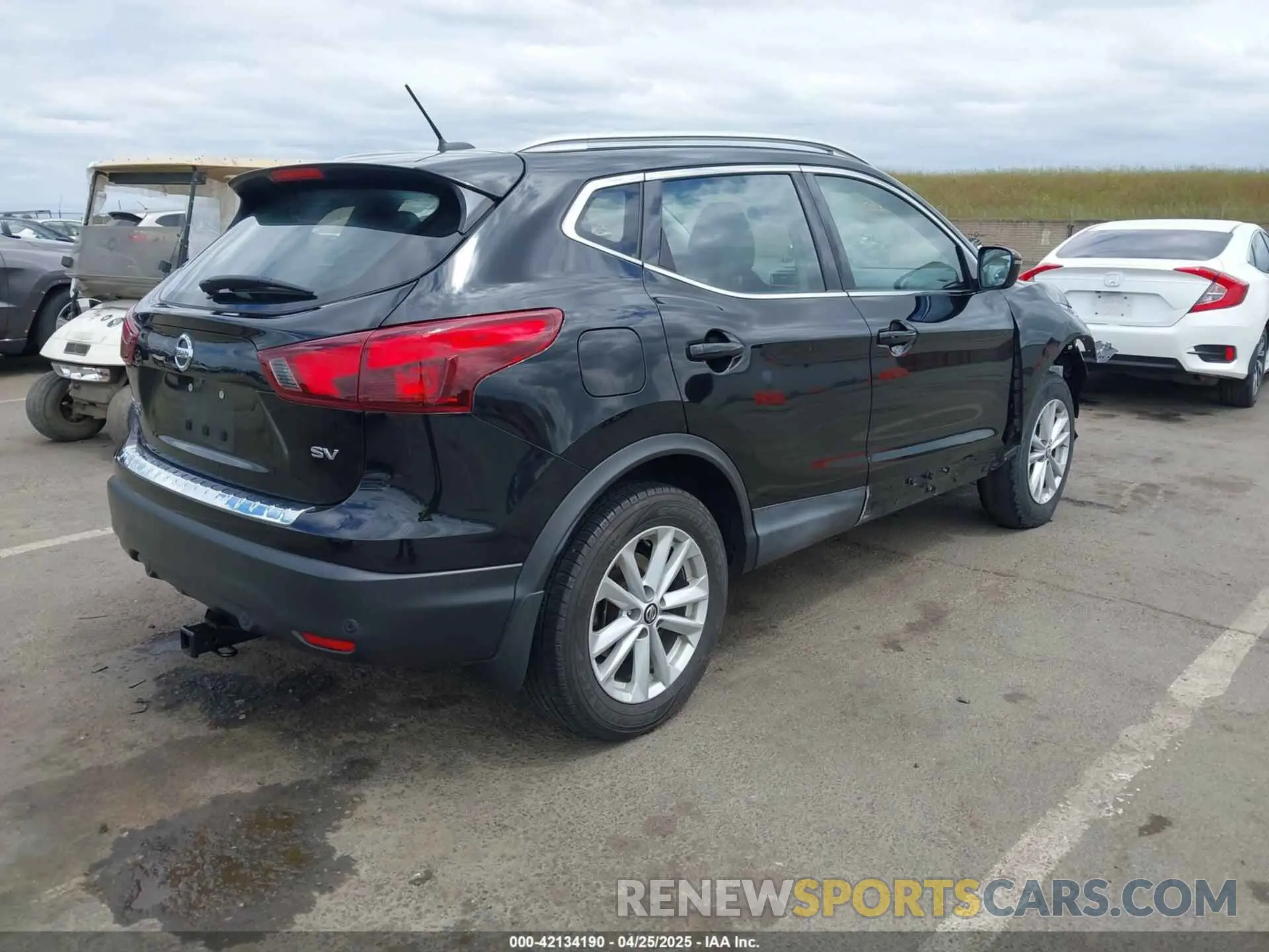 4 fotografías del automóvil dañado JN1BJ1CP0KW526605 NISSAN ROGUE SPORT 2019