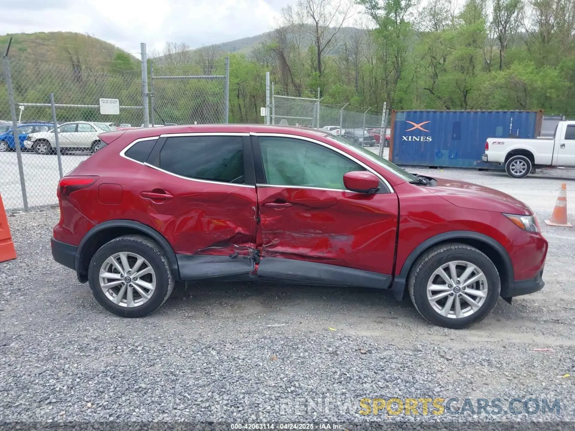 13 fotografías del automóvil dañado JN1BJ1CP1KW229861 NISSAN ROGUE SPORT 2019