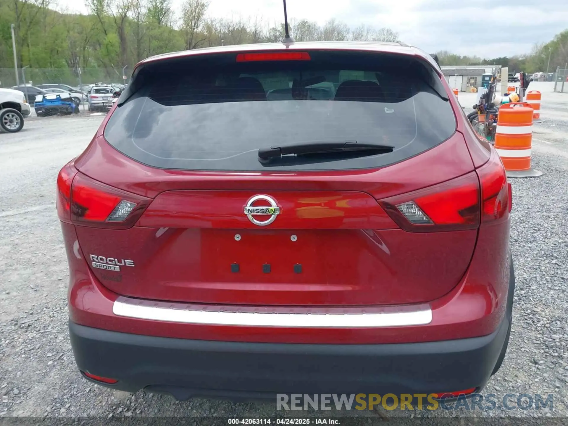 16 fotografías del automóvil dañado JN1BJ1CP1KW229861 NISSAN ROGUE SPORT 2019