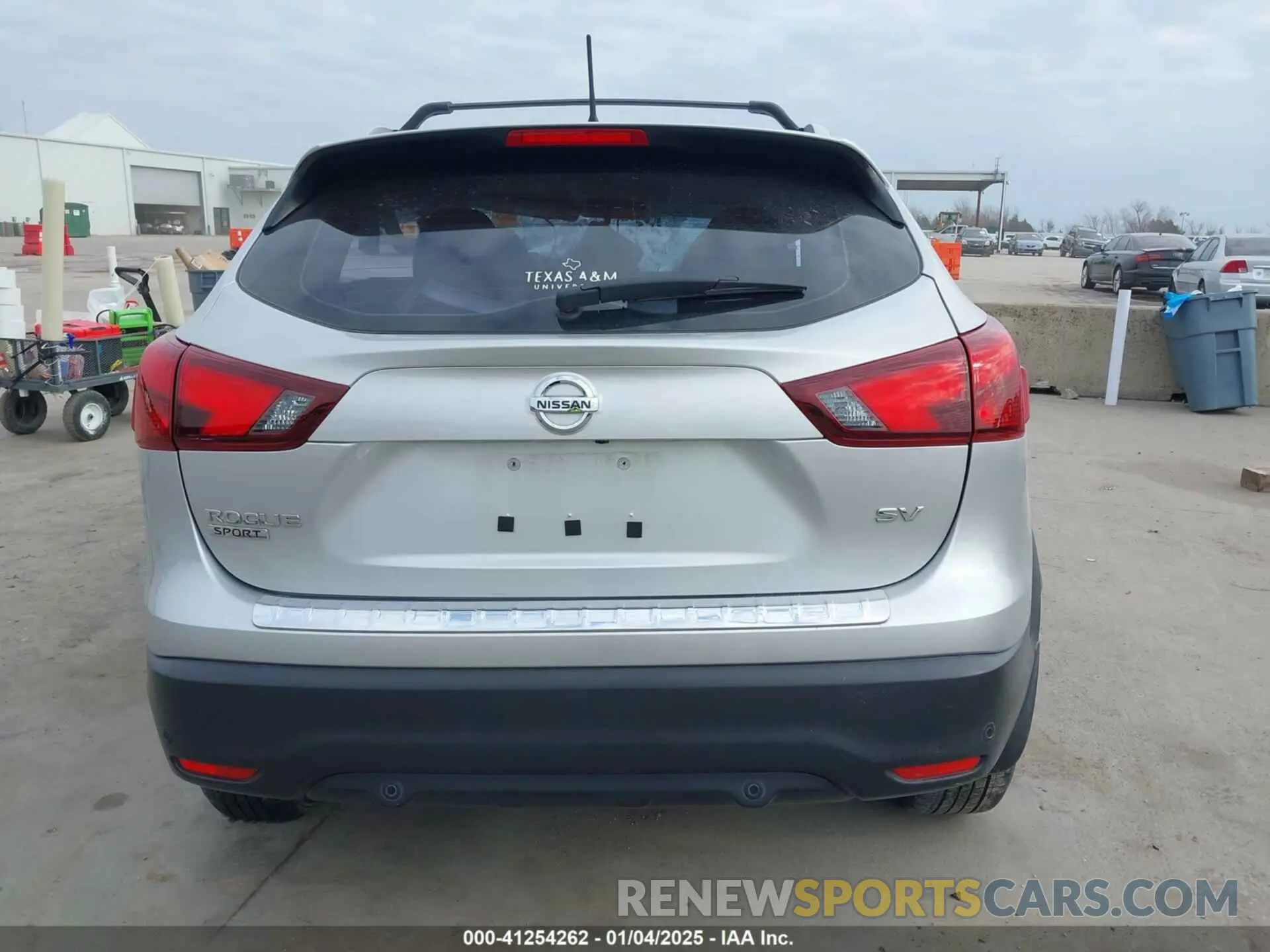 17 fotografías del automóvil dañado JN1BJ1CP1KW232758 NISSAN ROGUE SPORT 2019