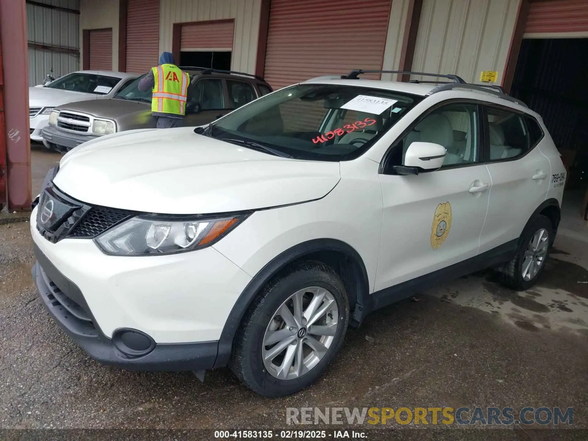 2 fotografías del automóvil dañado JN1BJ1CP1KW530470 NISSAN ROGUE SPORT 2019