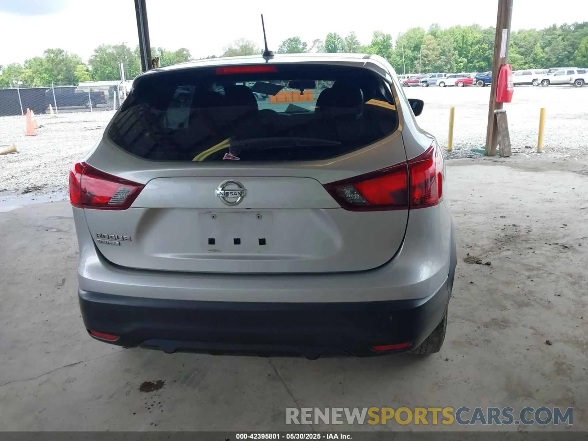 17 fotografías del automóvil dañado JN1BJ1CP3KW221096 NISSAN ROGUE SPORT 2019