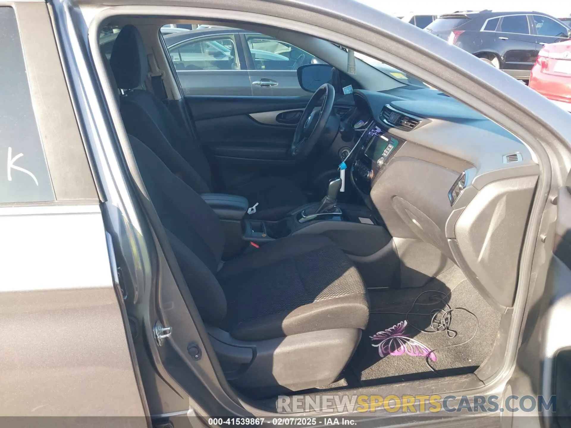 5 fotografías del automóvil dañado JN1BJ1CP4KW213296 NISSAN ROGUE SPORT 2019