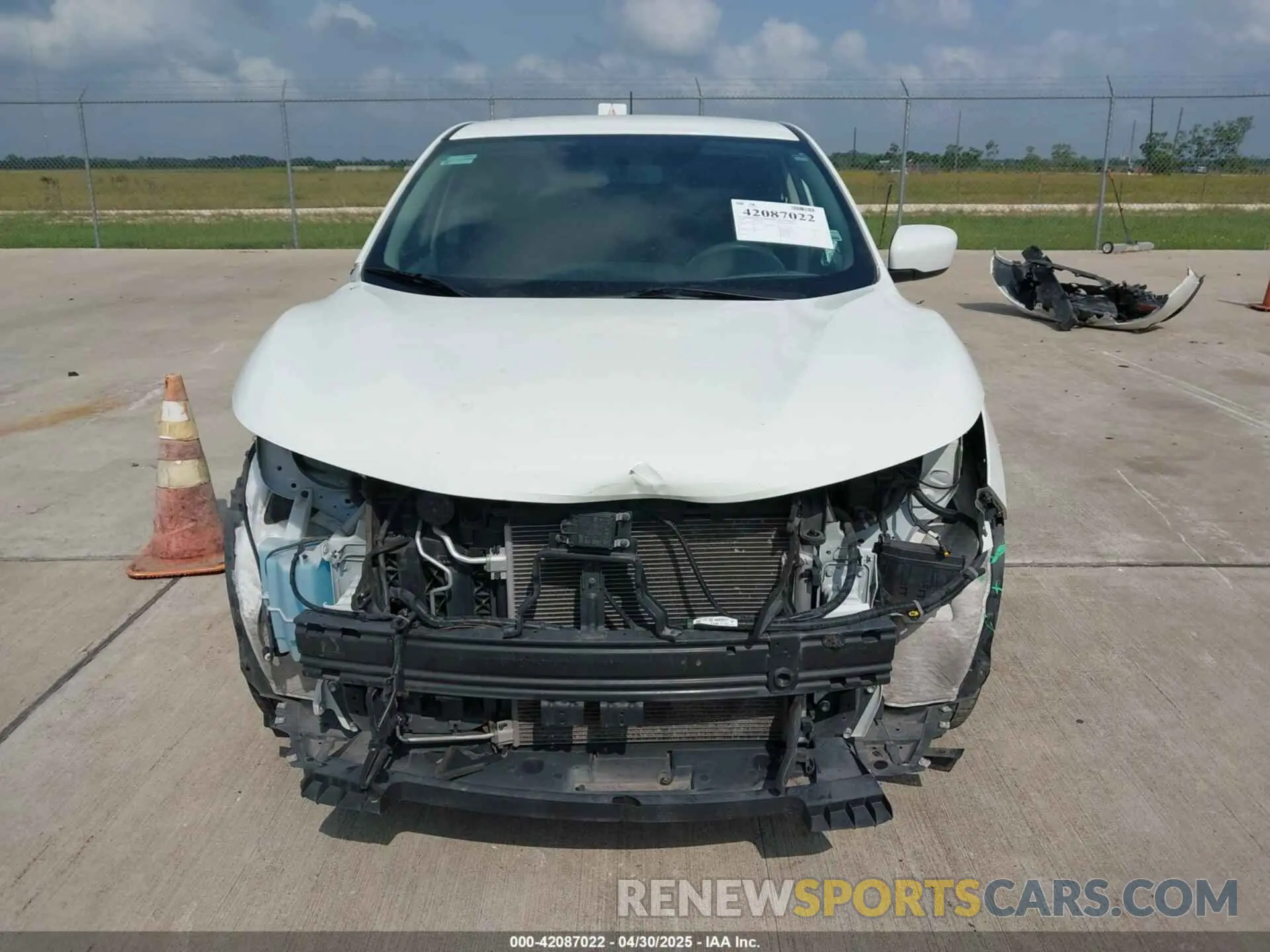 12 fotografías del automóvil dañado JN1BJ1CP4KW239090 NISSAN ROGUE SPORT 2019