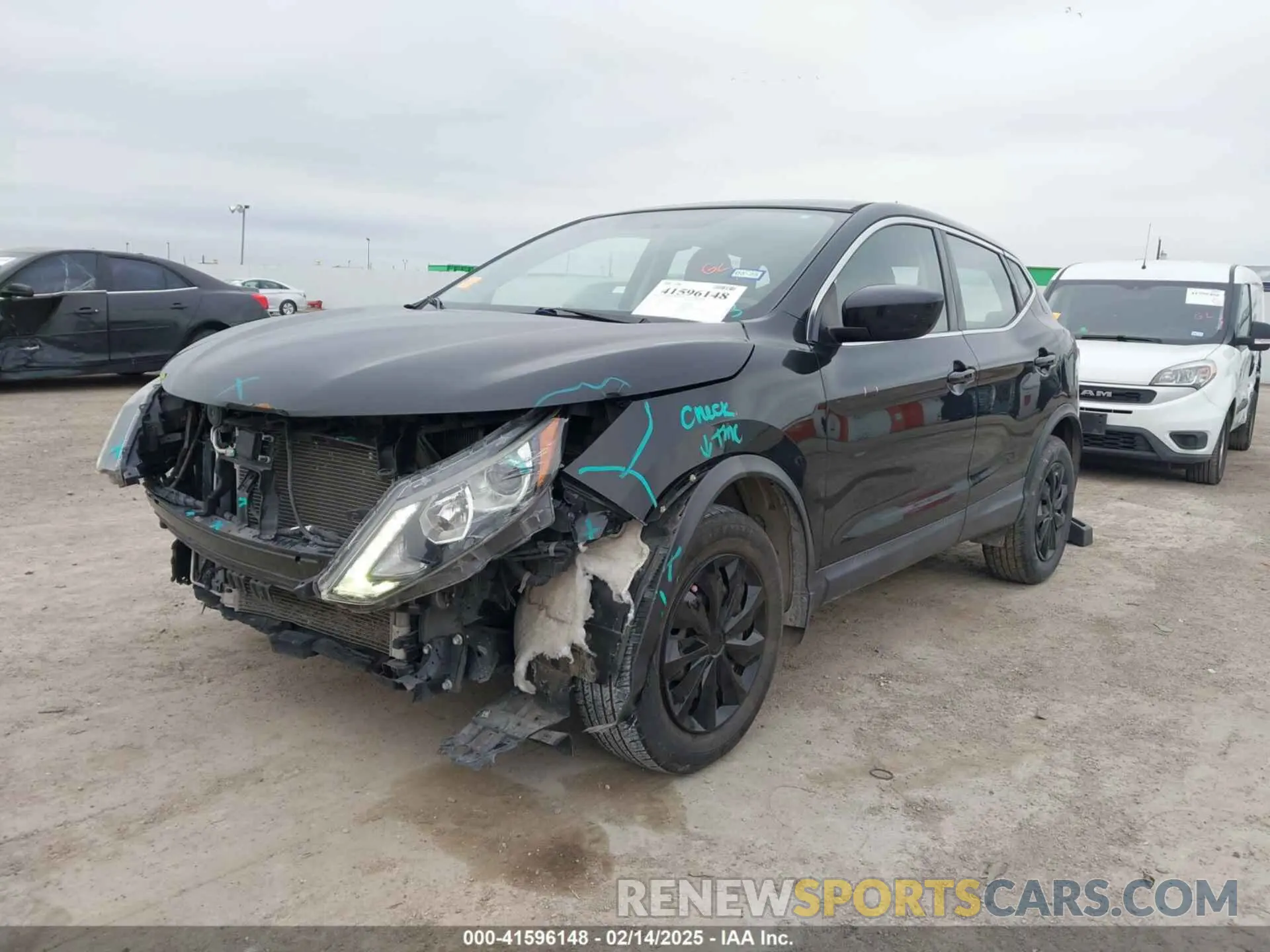 2 fotografías del automóvil dañado JN1BJ1CP4KW520483 NISSAN ROGUE SPORT 2019
