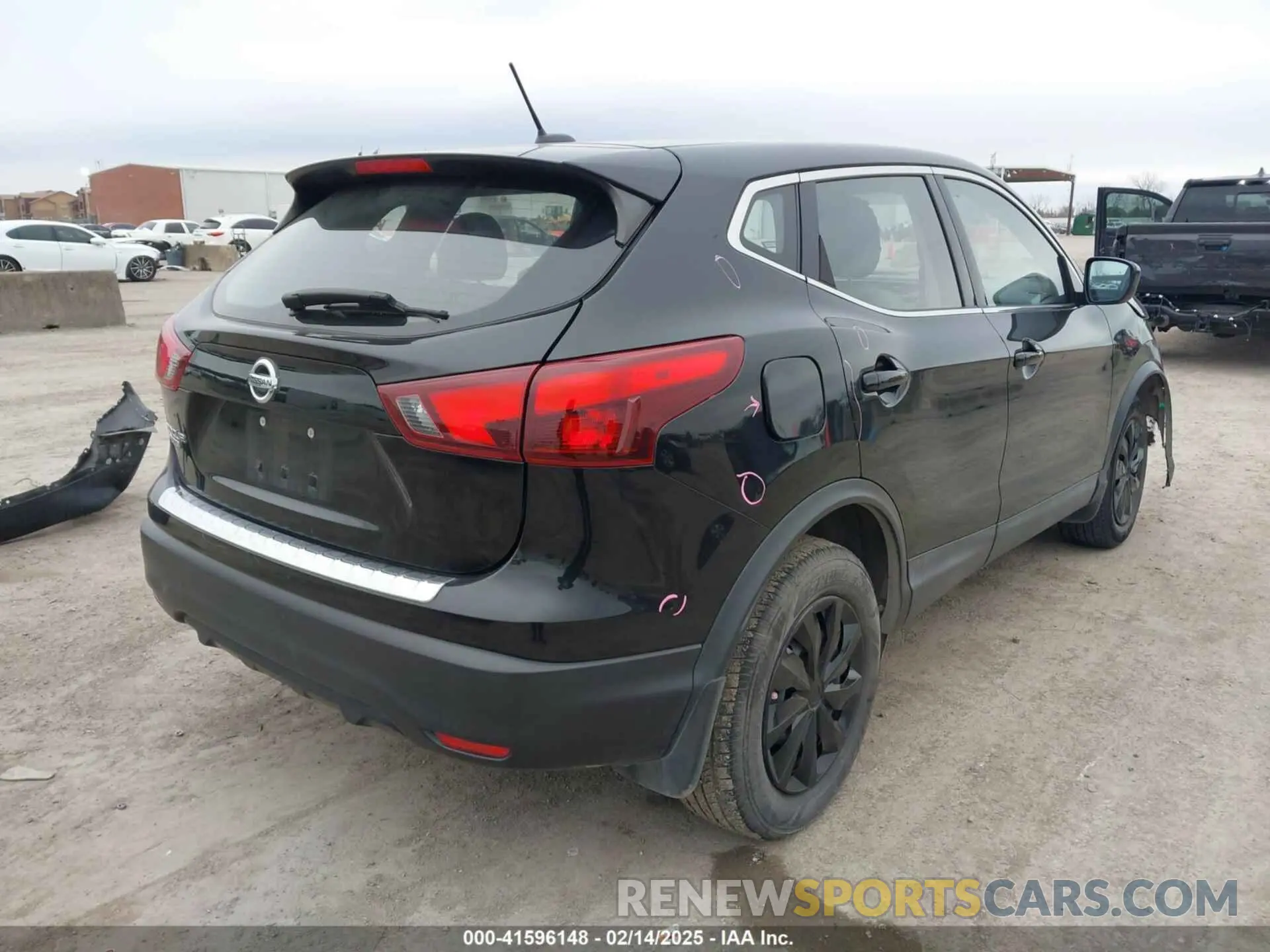 4 fotografías del automóvil dañado JN1BJ1CP4KW520483 NISSAN ROGUE SPORT 2019
