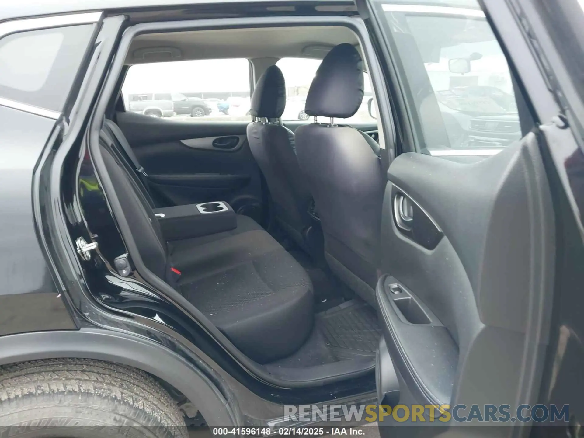8 fotografías del automóvil dañado JN1BJ1CP4KW520483 NISSAN ROGUE SPORT 2019