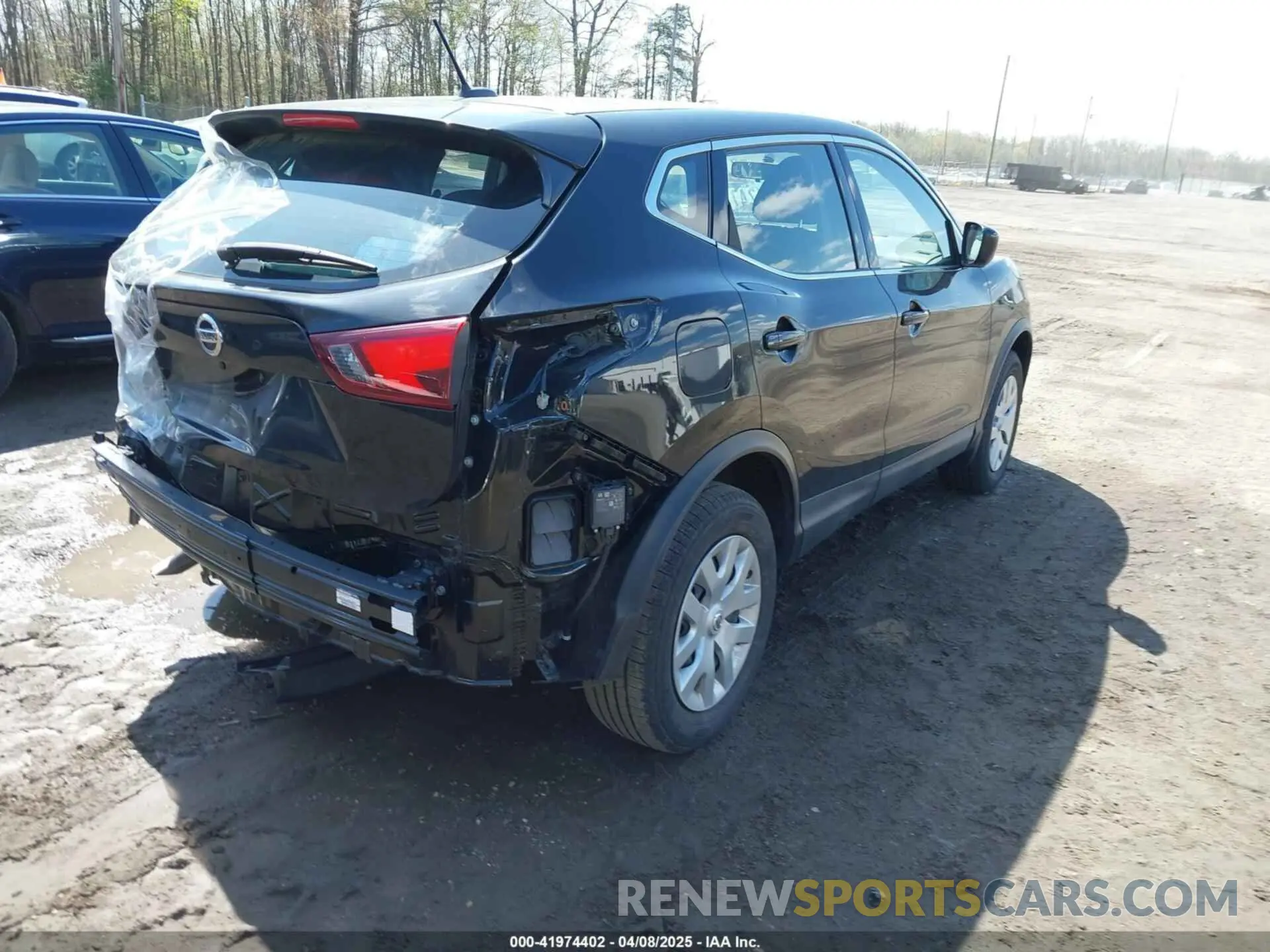 4 fotografías del automóvil dañado JN1BJ1CP5KW522422 NISSAN ROGUE SPORT 2019