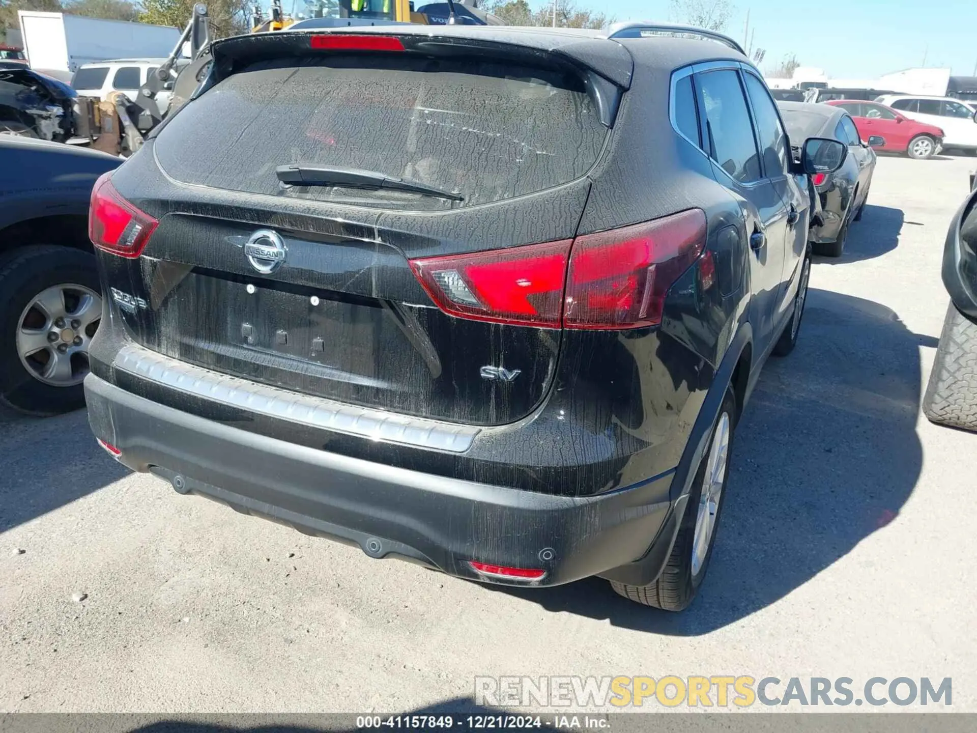 4 fotografías del automóvil dañado JN1BJ1CP5KW524557 NISSAN ROGUE SPORT 2019