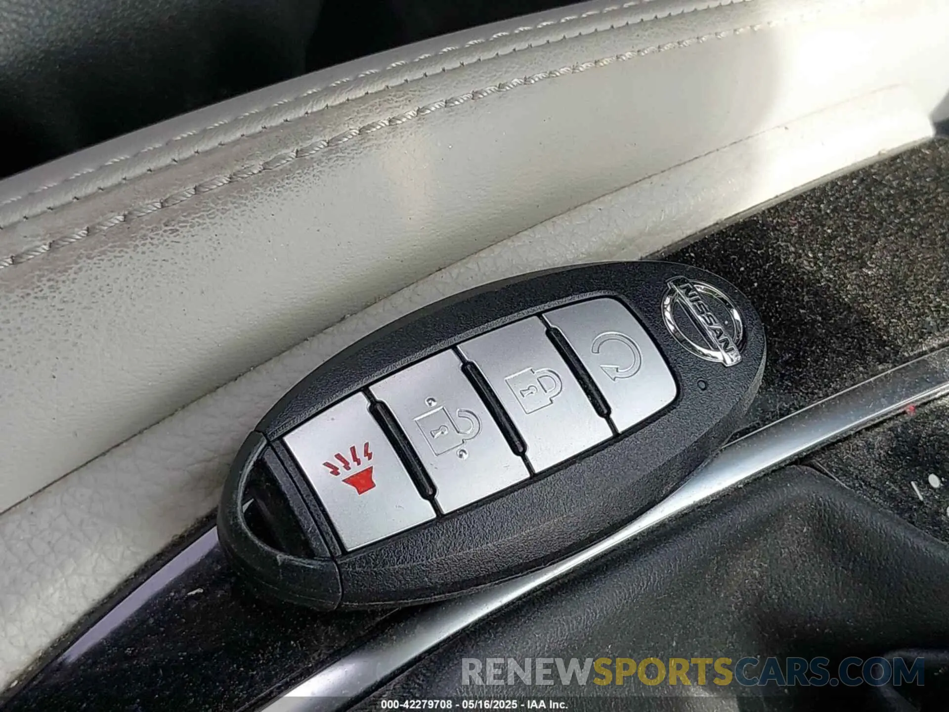 11 fotografías del automóvil dañado JN1BJ1CP5KW528298 NISSAN ROGUE SPORT 2019