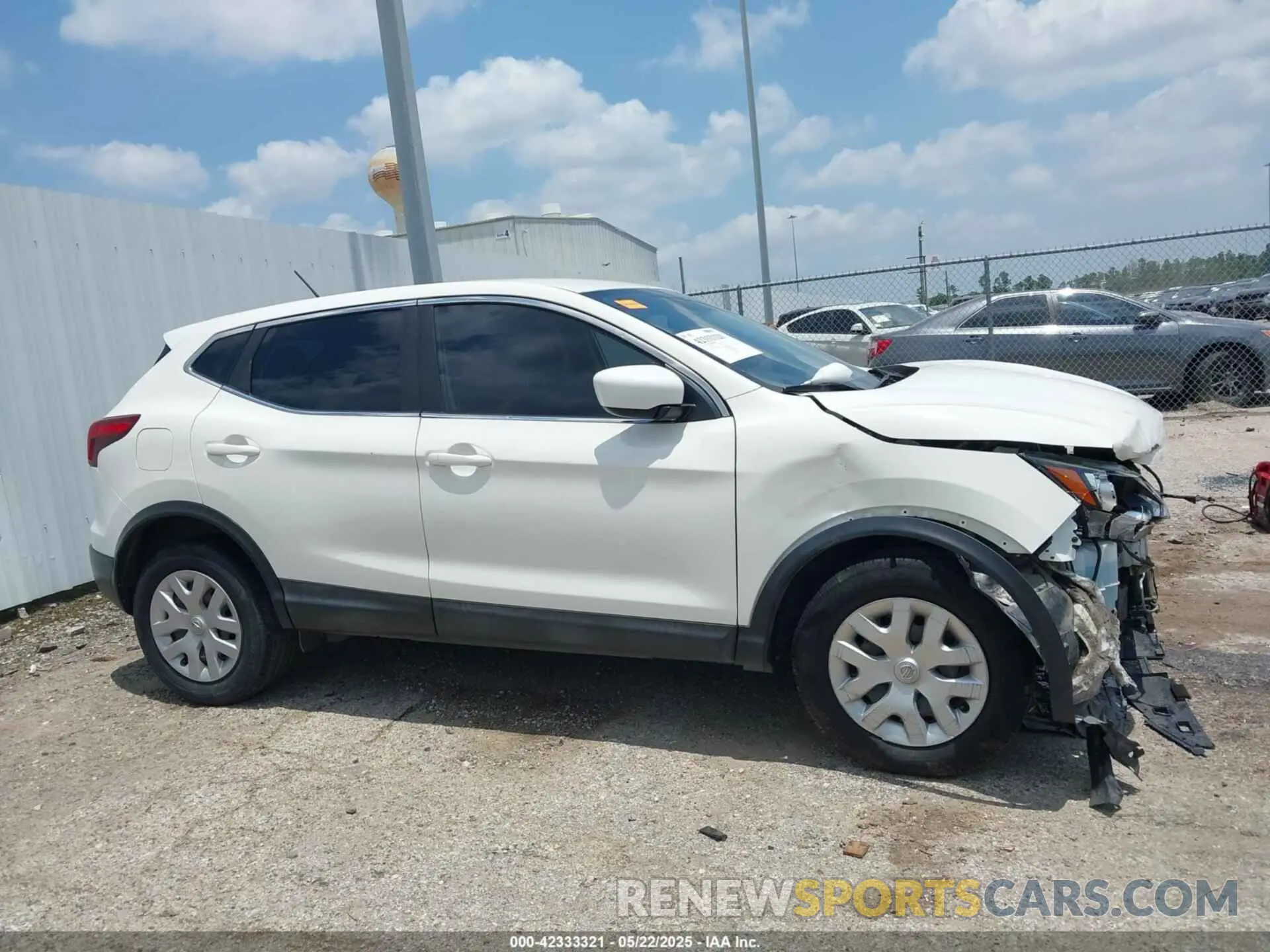14 fotografías del automóvil dañado JN1BJ1CP6KW222386 NISSAN ROGUE SPORT 2019