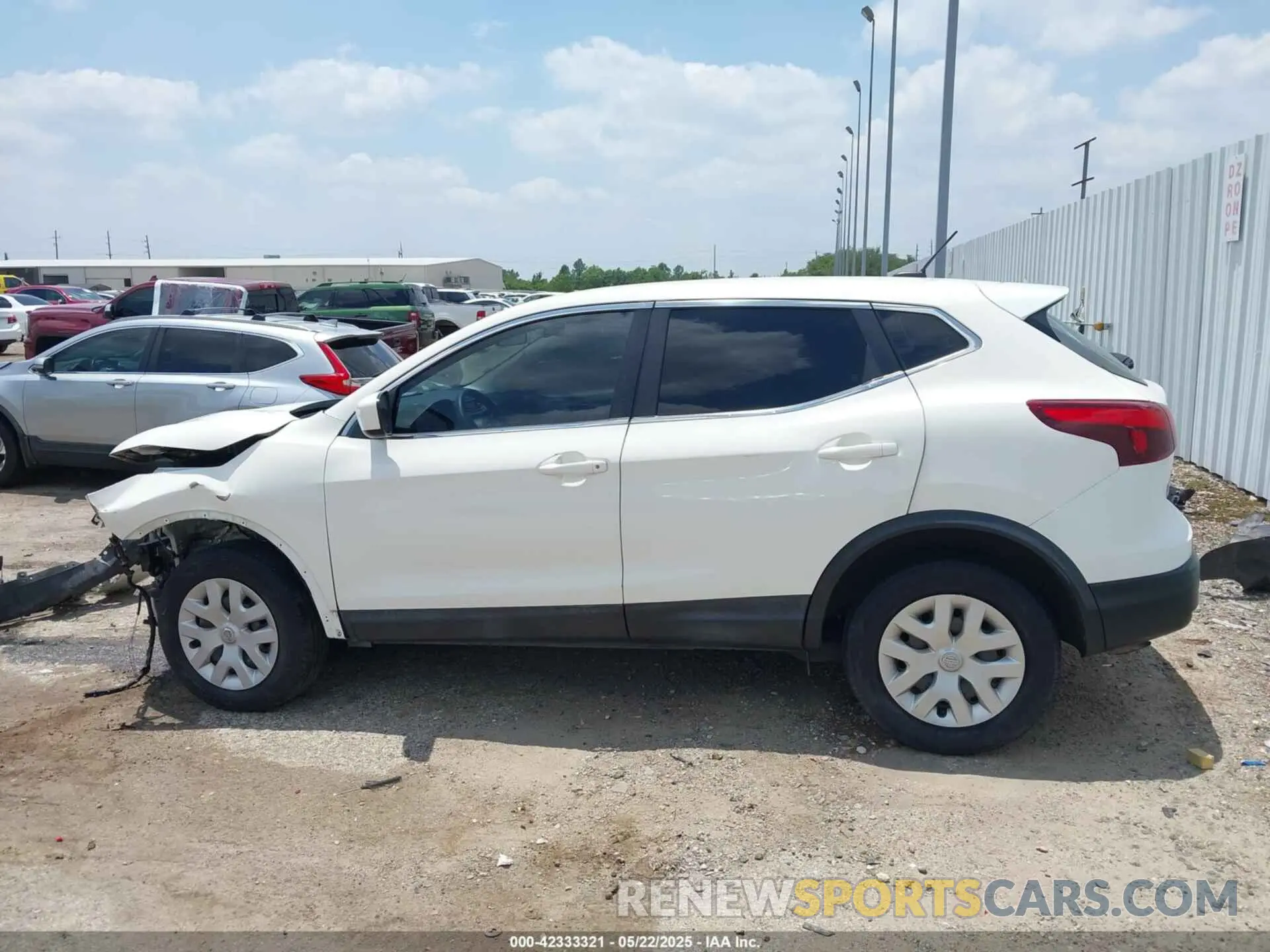 15 fotografías del automóvil dañado JN1BJ1CP6KW222386 NISSAN ROGUE SPORT 2019