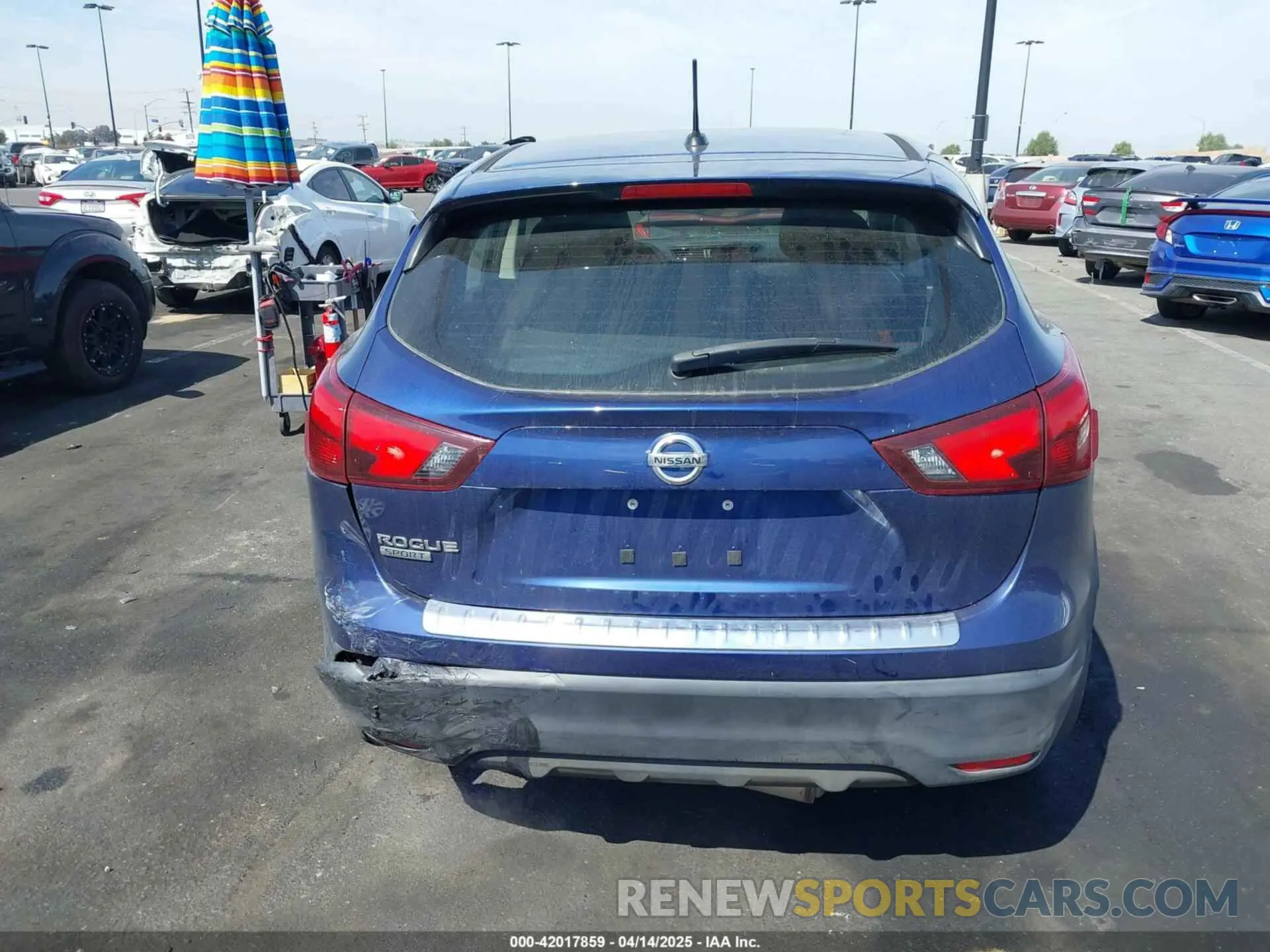 17 fotografías del automóvil dañado JN1BJ1CP6KW238720 NISSAN ROGUE SPORT 2019