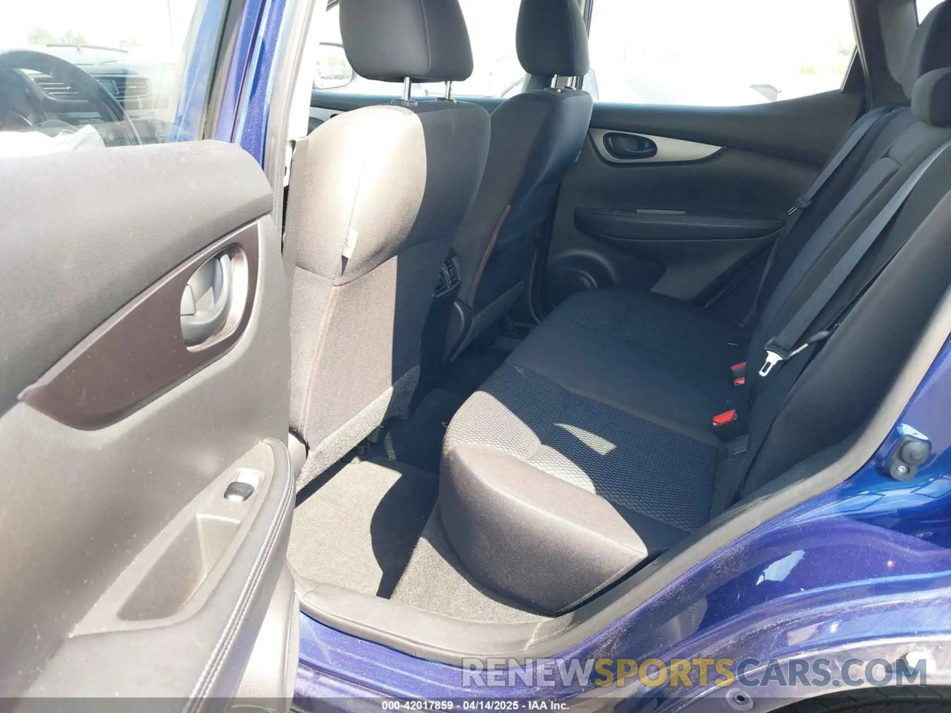 8 fotografías del automóvil dañado JN1BJ1CP6KW238720 NISSAN ROGUE SPORT 2019