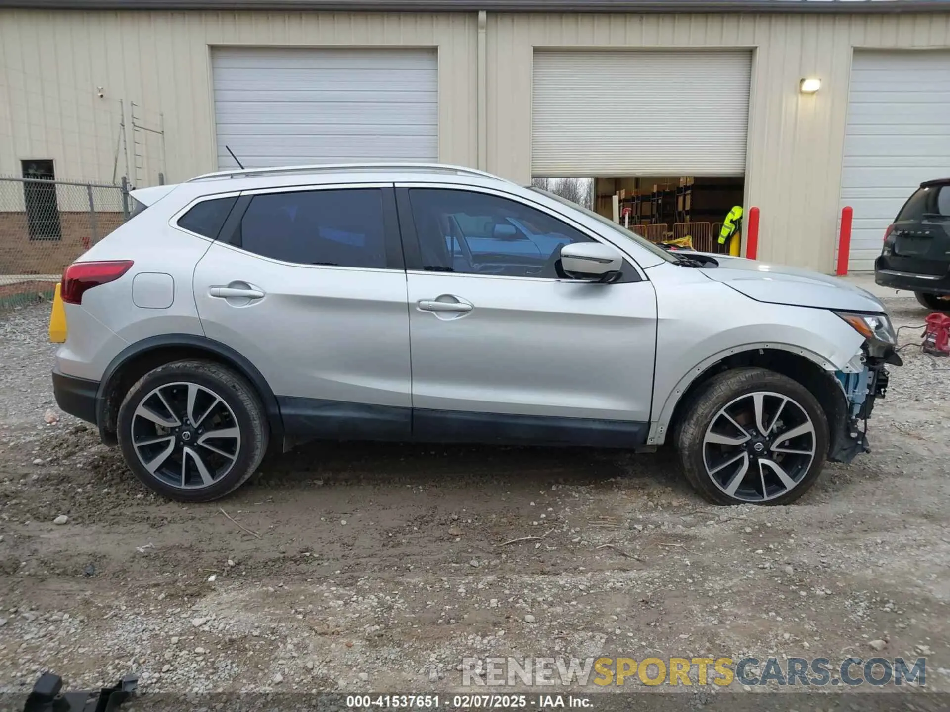14 fotografías del automóvil dañado JN1BJ1CP6KW526950 NISSAN ROGUE SPORT 2019