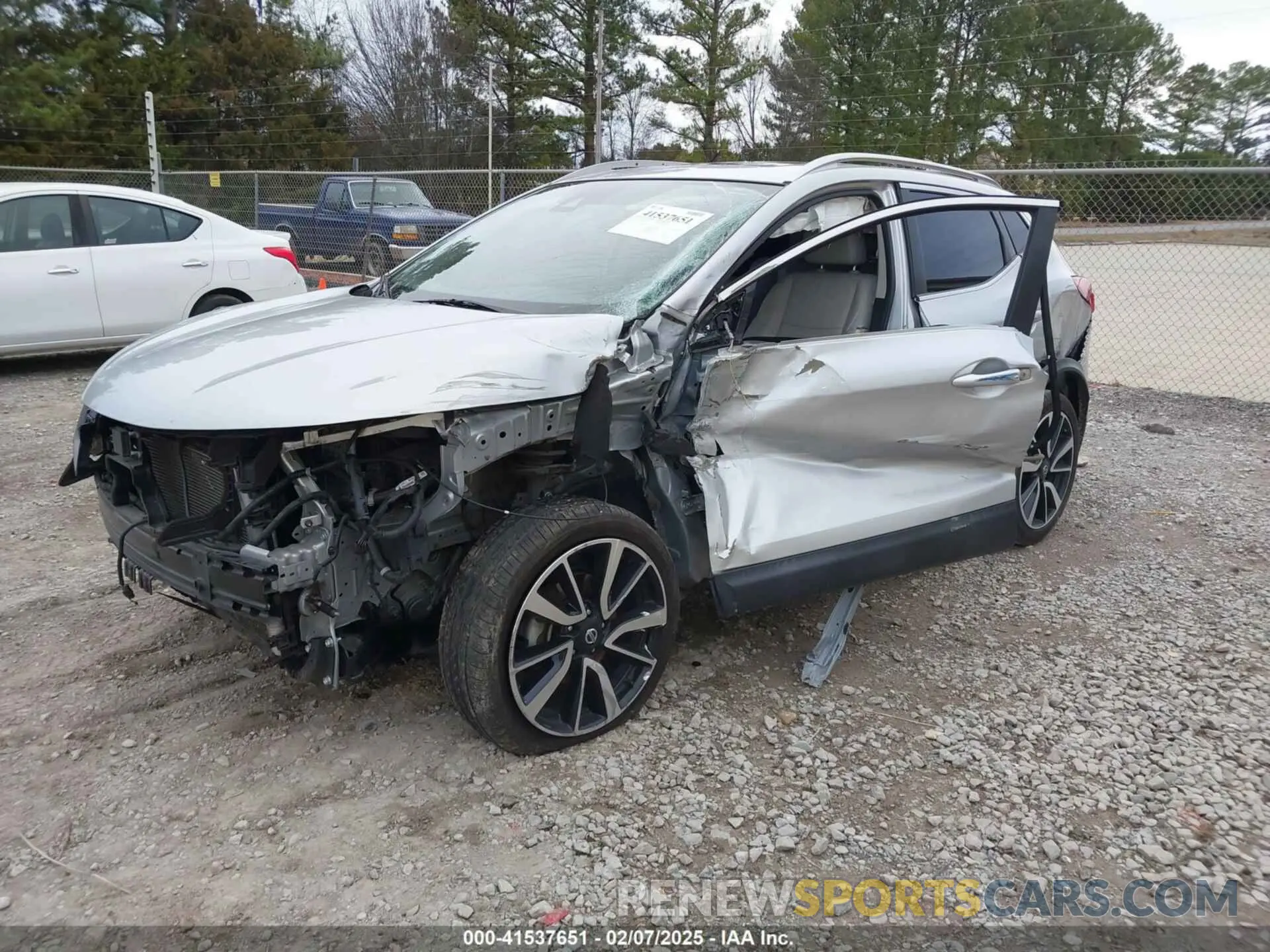 6 fotografías del automóvil dañado JN1BJ1CP6KW526950 NISSAN ROGUE SPORT 2019