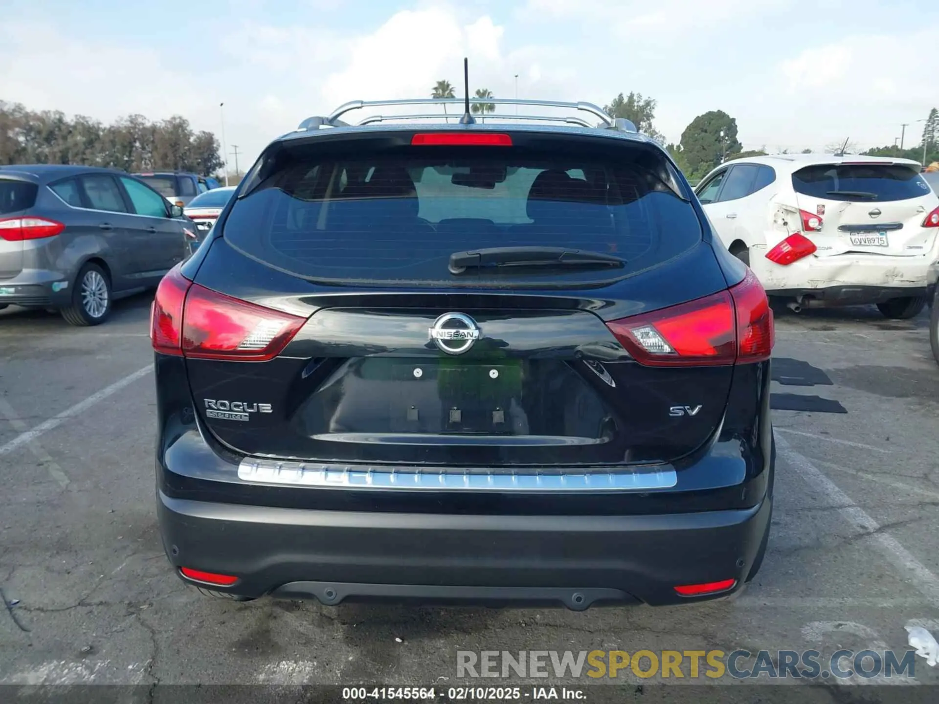 16 fotografías del automóvil dañado JN1BJ1CP6KW527872 NISSAN ROGUE SPORT 2019