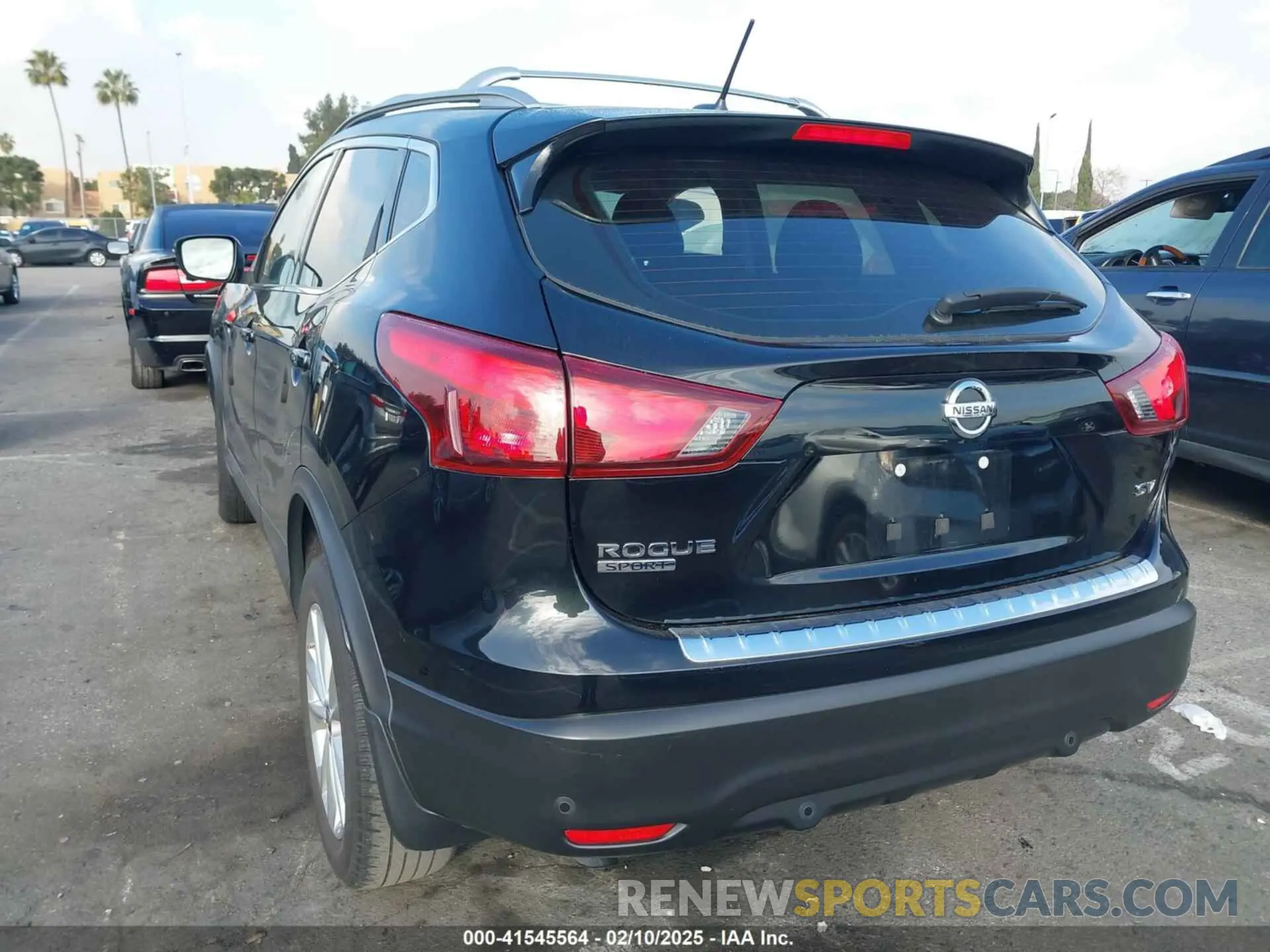 3 fotografías del automóvil dañado JN1BJ1CP6KW527872 NISSAN ROGUE SPORT 2019