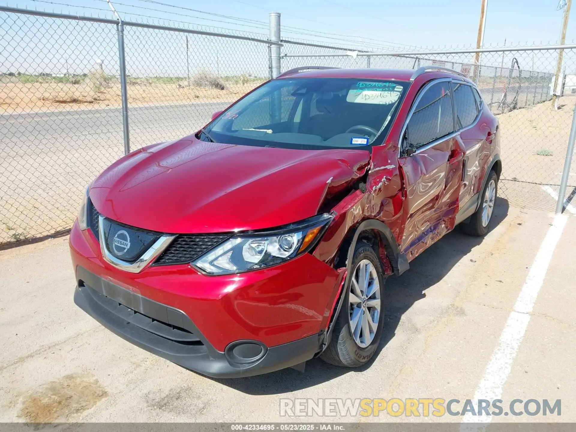 2 fotografías del automóvil dañado JN1BJ1CP7KW224499 NISSAN ROGUE SPORT 2019