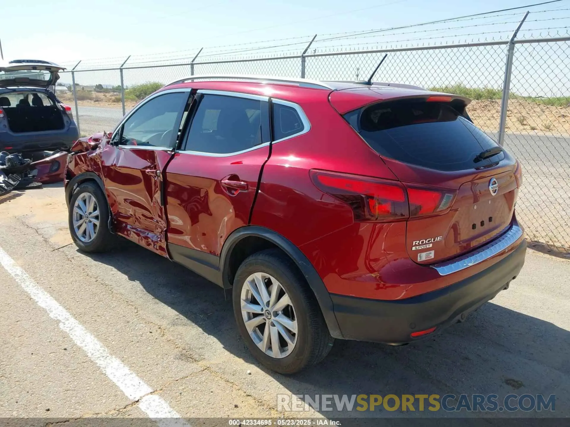 3 fotografías del automóvil dañado JN1BJ1CP7KW224499 NISSAN ROGUE SPORT 2019