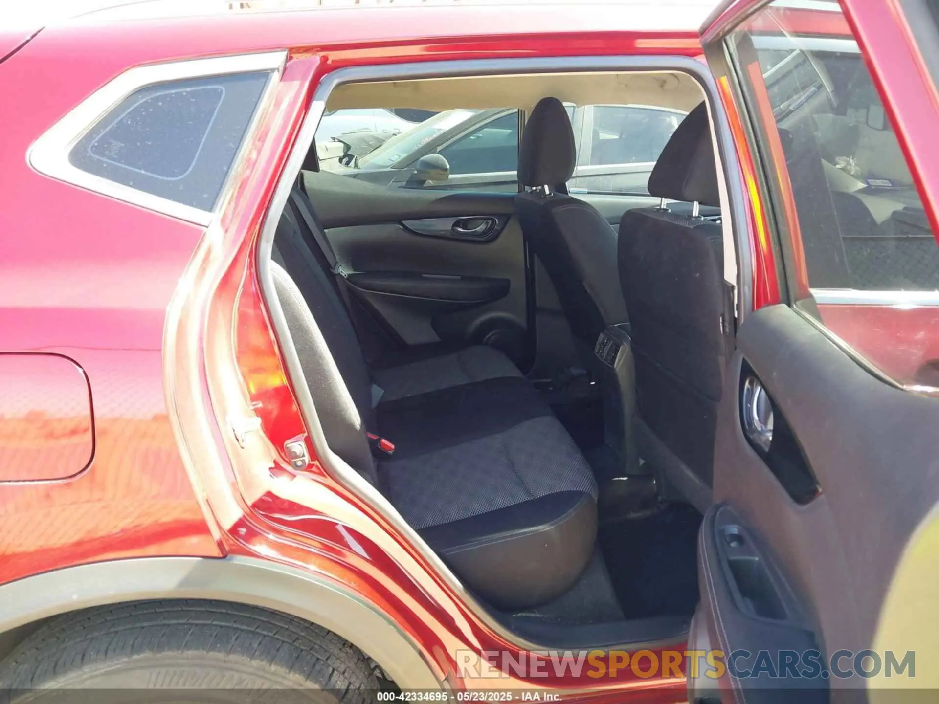 8 fotografías del automóvil dañado JN1BJ1CP7KW224499 NISSAN ROGUE SPORT 2019