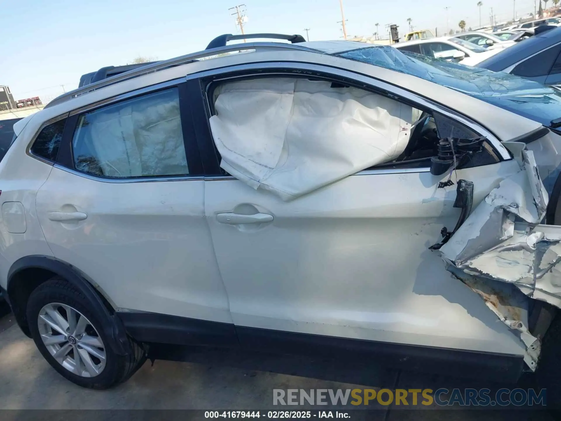 14 fotografías del automóvil dañado JN1BJ1CP7KW520798 NISSAN ROGUE SPORT 2019