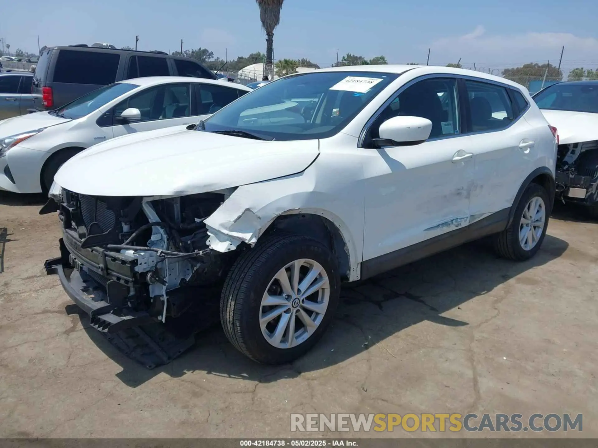 2 fotografías del automóvil dañado JN1BJ1CP8KW222406 NISSAN ROGUE SPORT 2019