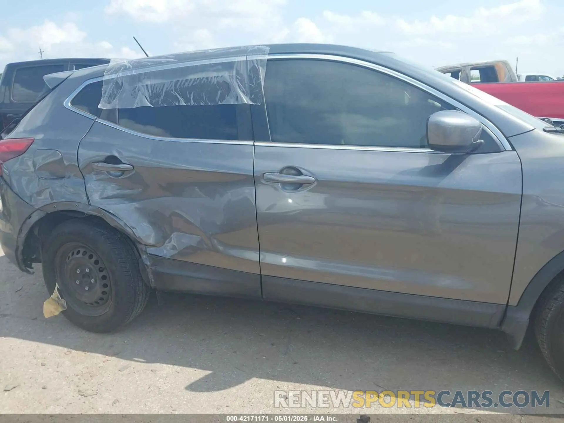 13 fotografías del automóvil dañado JN1BJ1CP9KW530345 NISSAN ROGUE SPORT 2019
