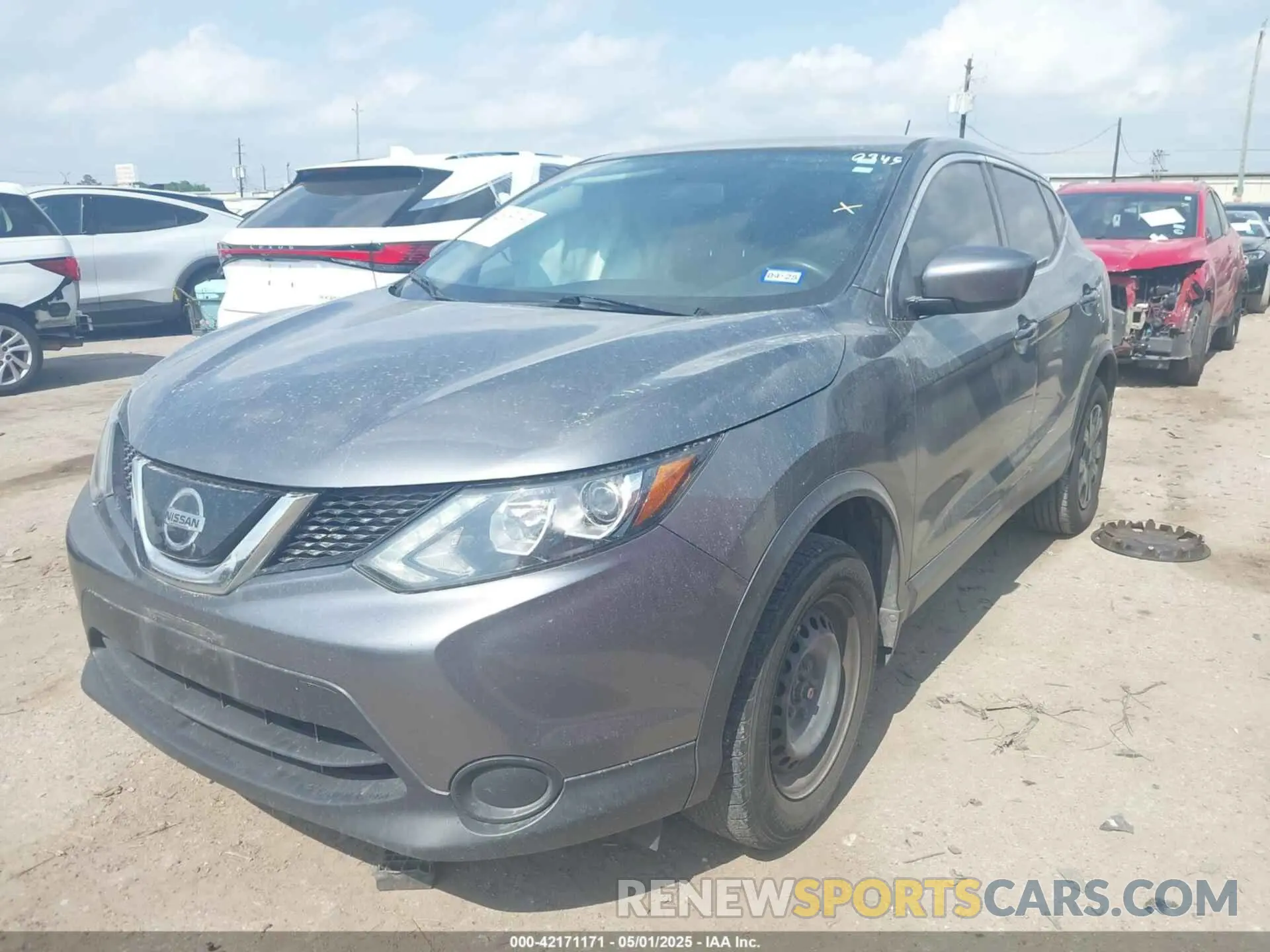 2 fotografías del automóvil dañado JN1BJ1CP9KW530345 NISSAN ROGUE SPORT 2019