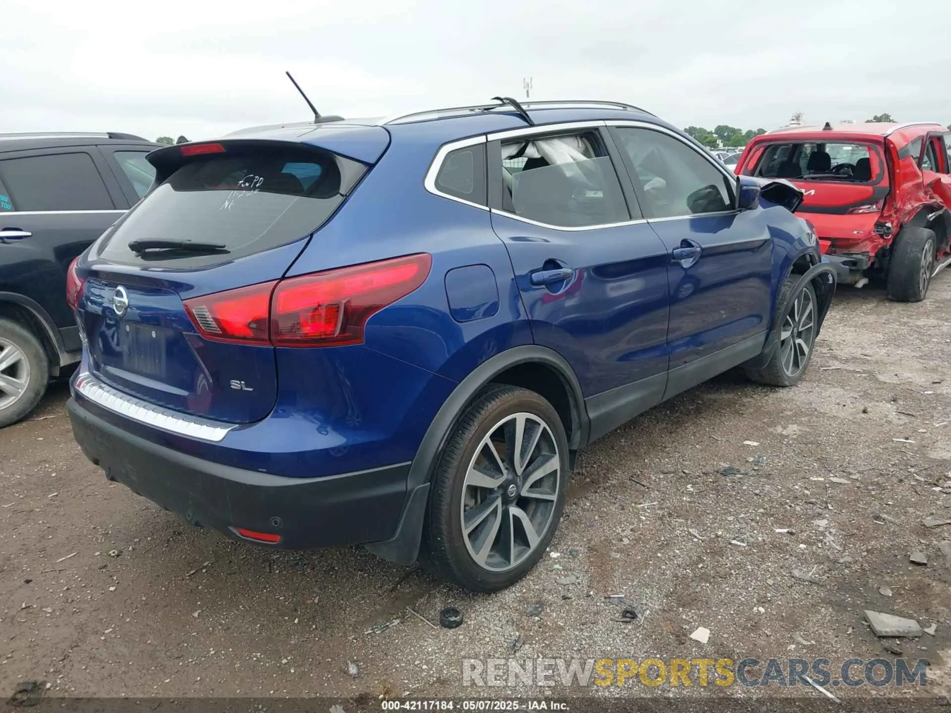 4 fotografías del automóvil dañado JN1BJ1CPXKW226991 NISSAN ROGUE SPORT 2019