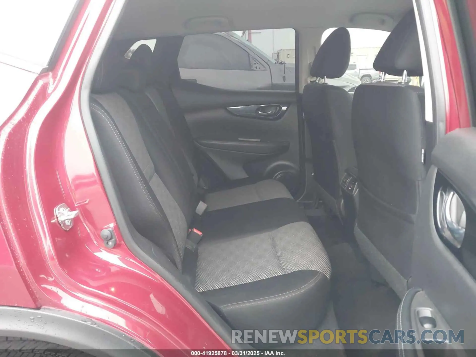 8 fotografías del automóvil dañado JN1BJ1CPXKW242558 NISSAN ROGUE SPORT 2019