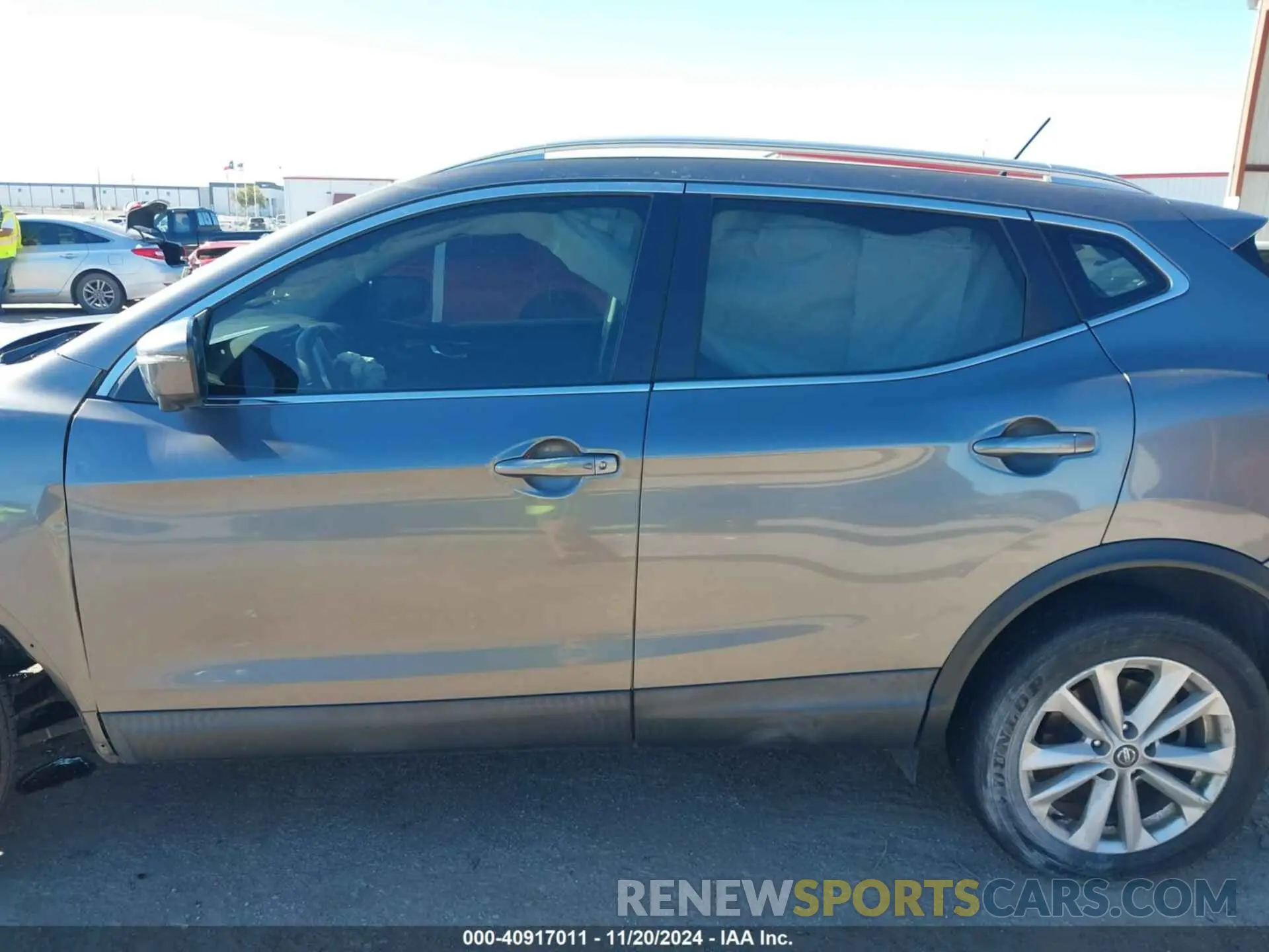 14 fotografías del automóvil dañado JN1BJ1CPXKW242592 NISSAN ROGUE SPORT 2019