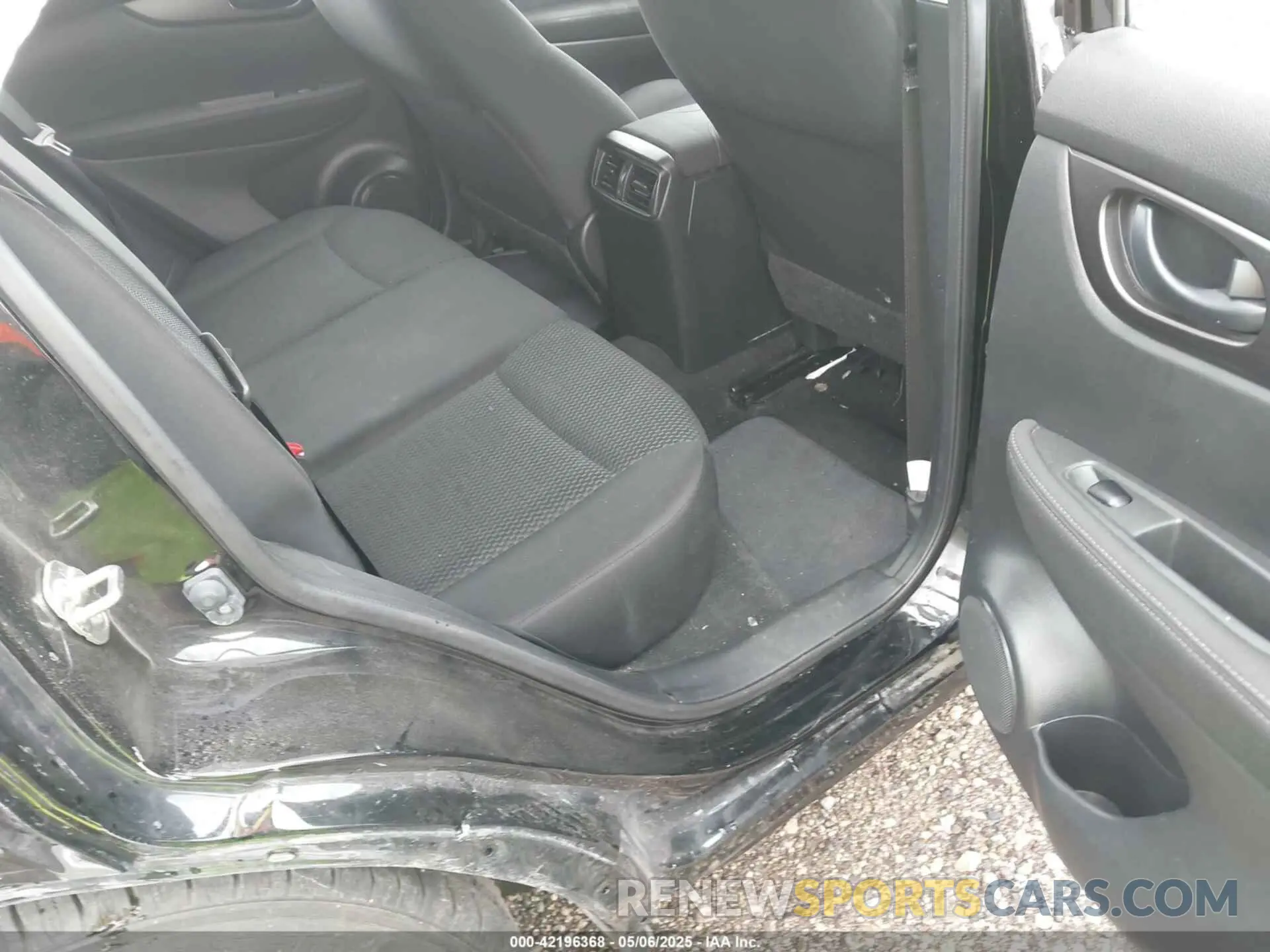8 fotografías del automóvil dañado JN1BJ1CR0KW329564 NISSAN ROGUE SPORT 2019