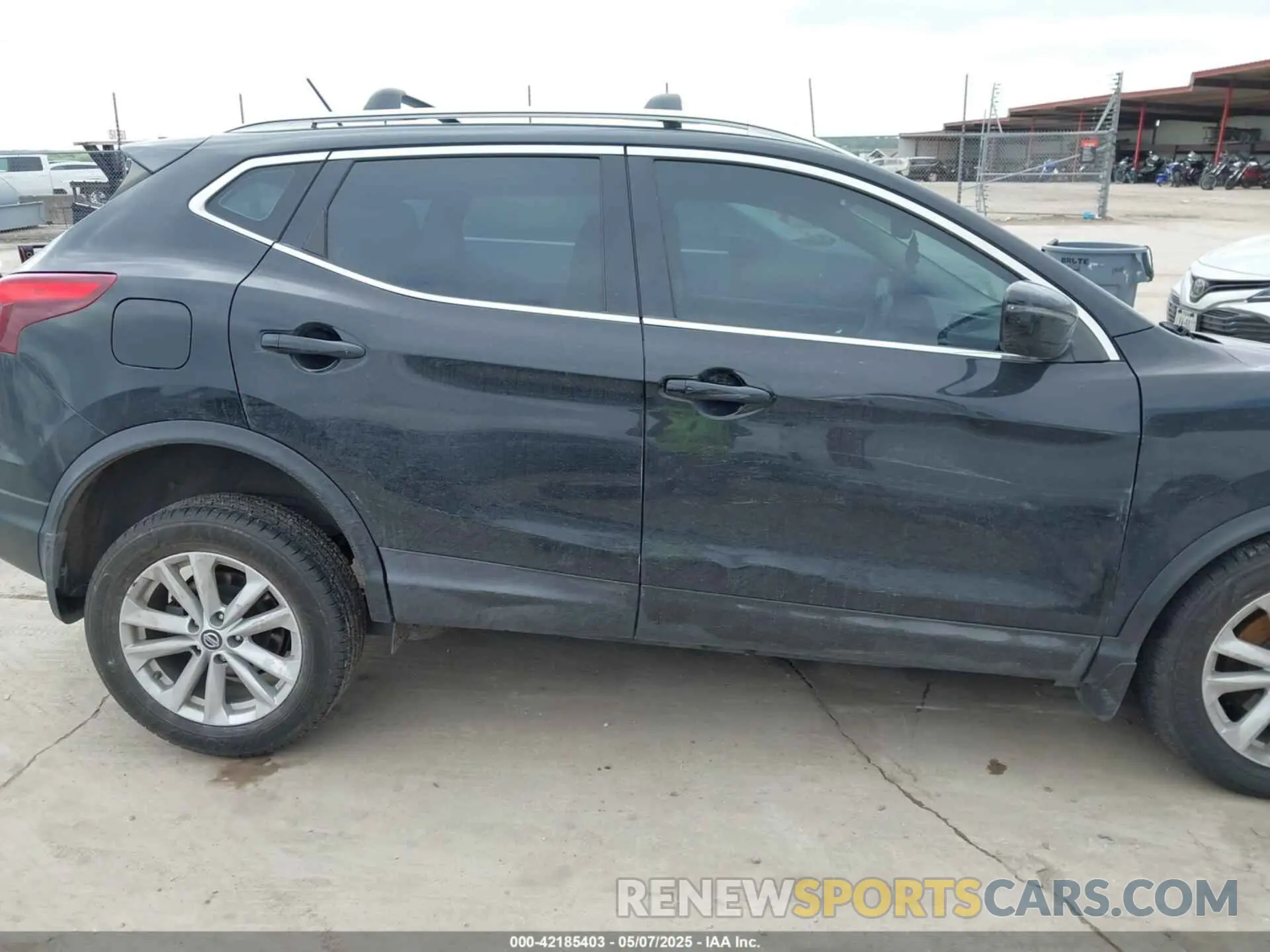 13 fotografías del automóvil dañado JN1BJ1CR0KW627340 NISSAN ROGUE SPORT 2019