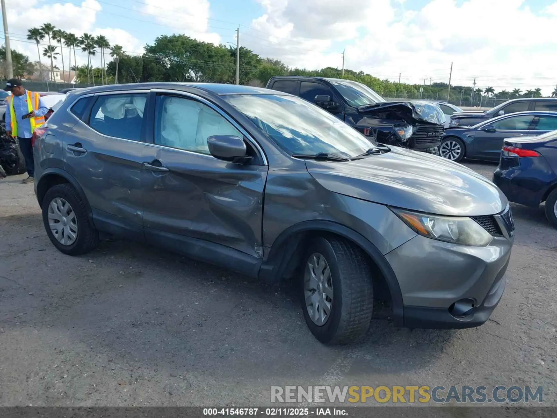 1 fotografías del automóvil dañado JN1BJ1CR1KW333834 NISSAN ROGUE SPORT 2019