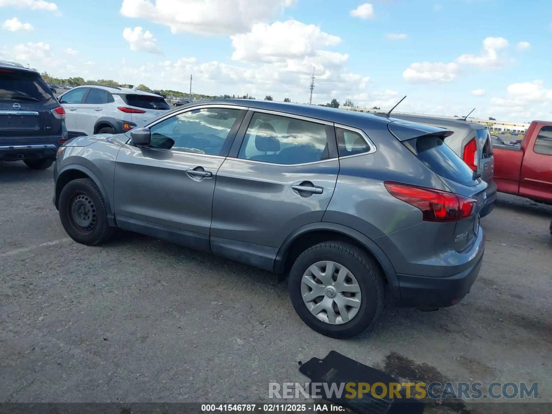 3 fotografías del automóvil dañado JN1BJ1CR1KW333834 NISSAN ROGUE SPORT 2019