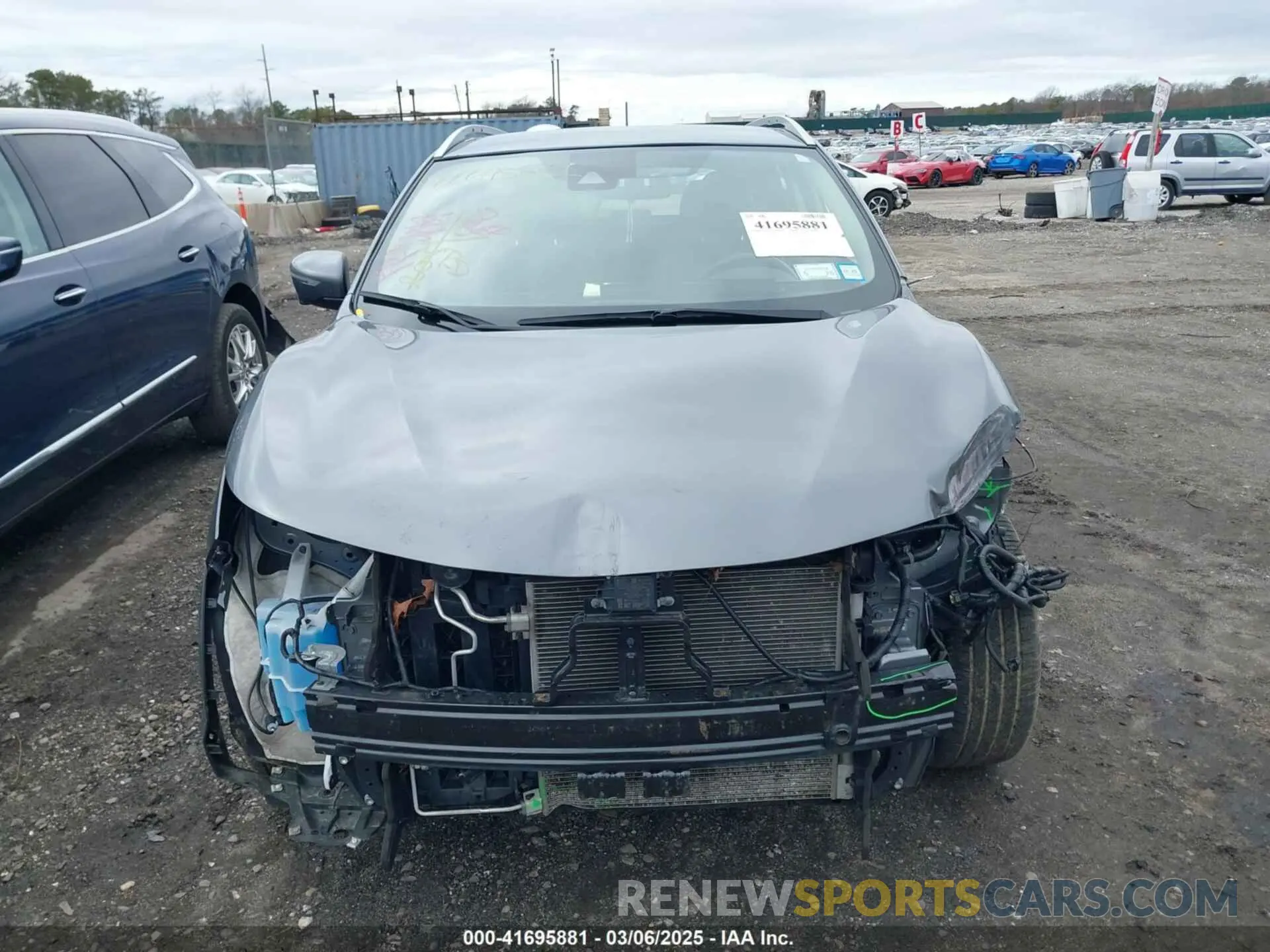 12 fotografías del automóvil dañado JN1BJ1CR1KW341187 NISSAN ROGUE SPORT 2019