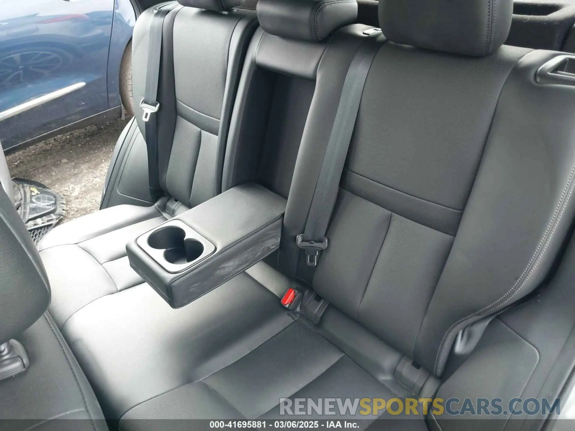 8 fotografías del automóvil dañado JN1BJ1CR1KW341187 NISSAN ROGUE SPORT 2019