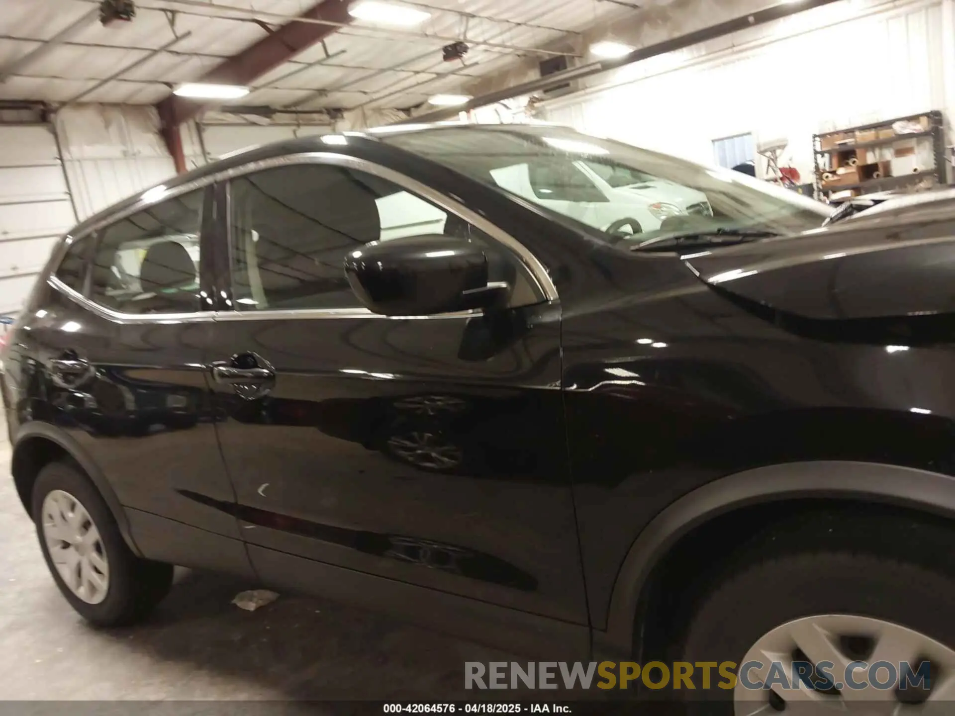 14 fotografías del automóvil dañado JN1BJ1CR1KW624110 NISSAN ROGUE SPORT 2019