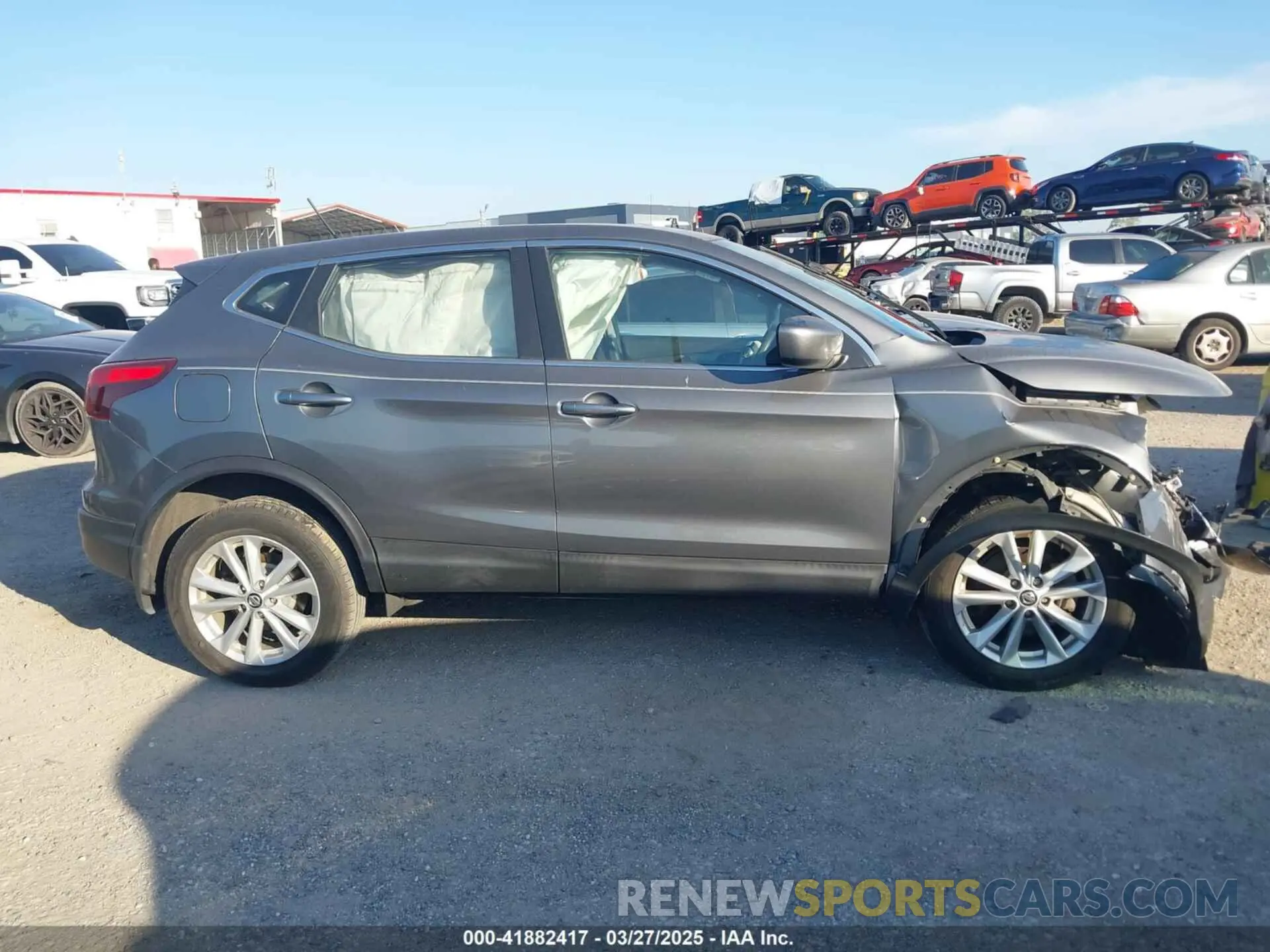13 fotografías del automóvil dañado JN1BJ1CR2KW337505 NISSAN ROGUE SPORT 2019