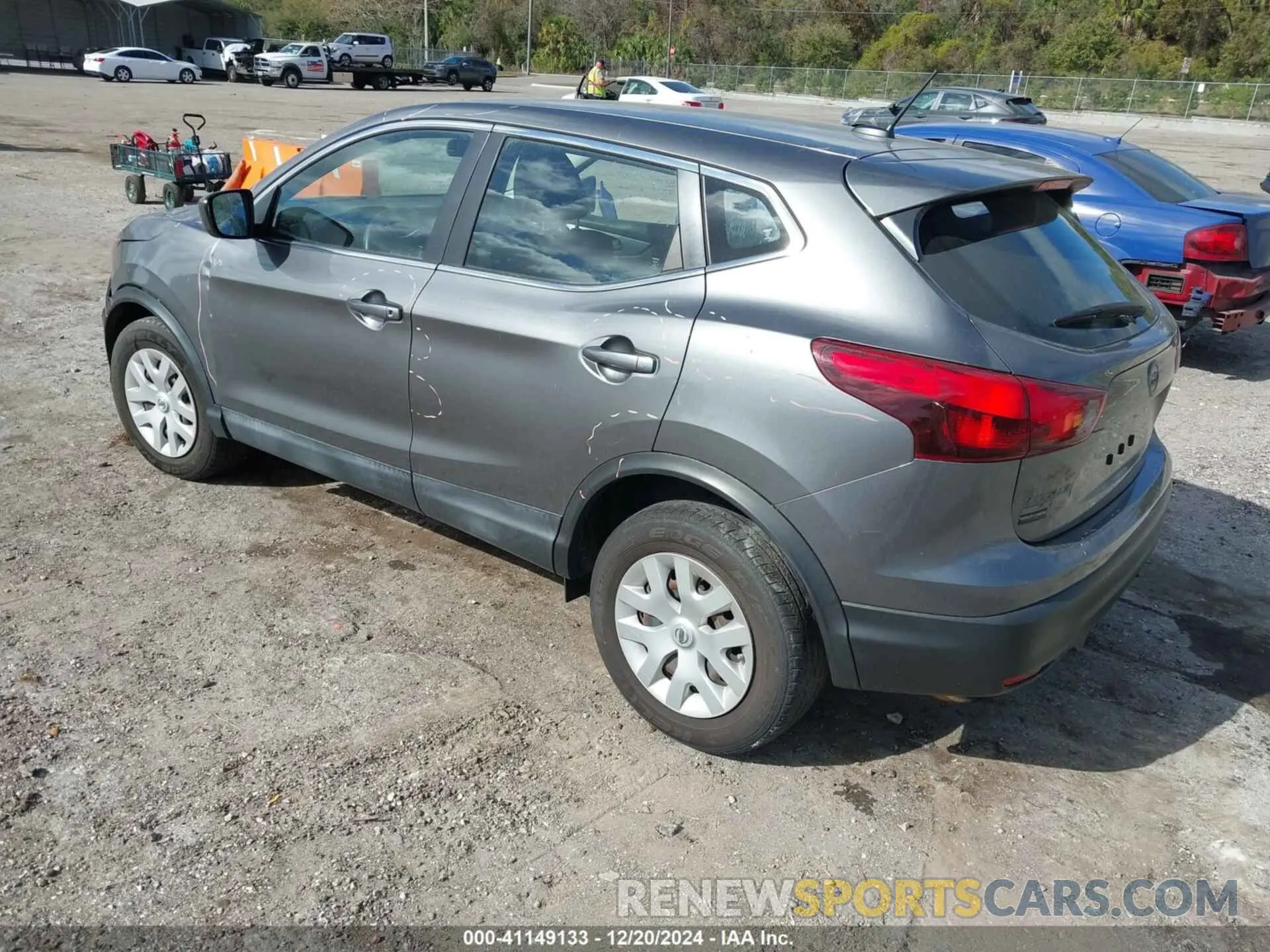 3 fotografías del automóvil dañado JN1BJ1CR2KW348715 NISSAN ROGUE SPORT 2019