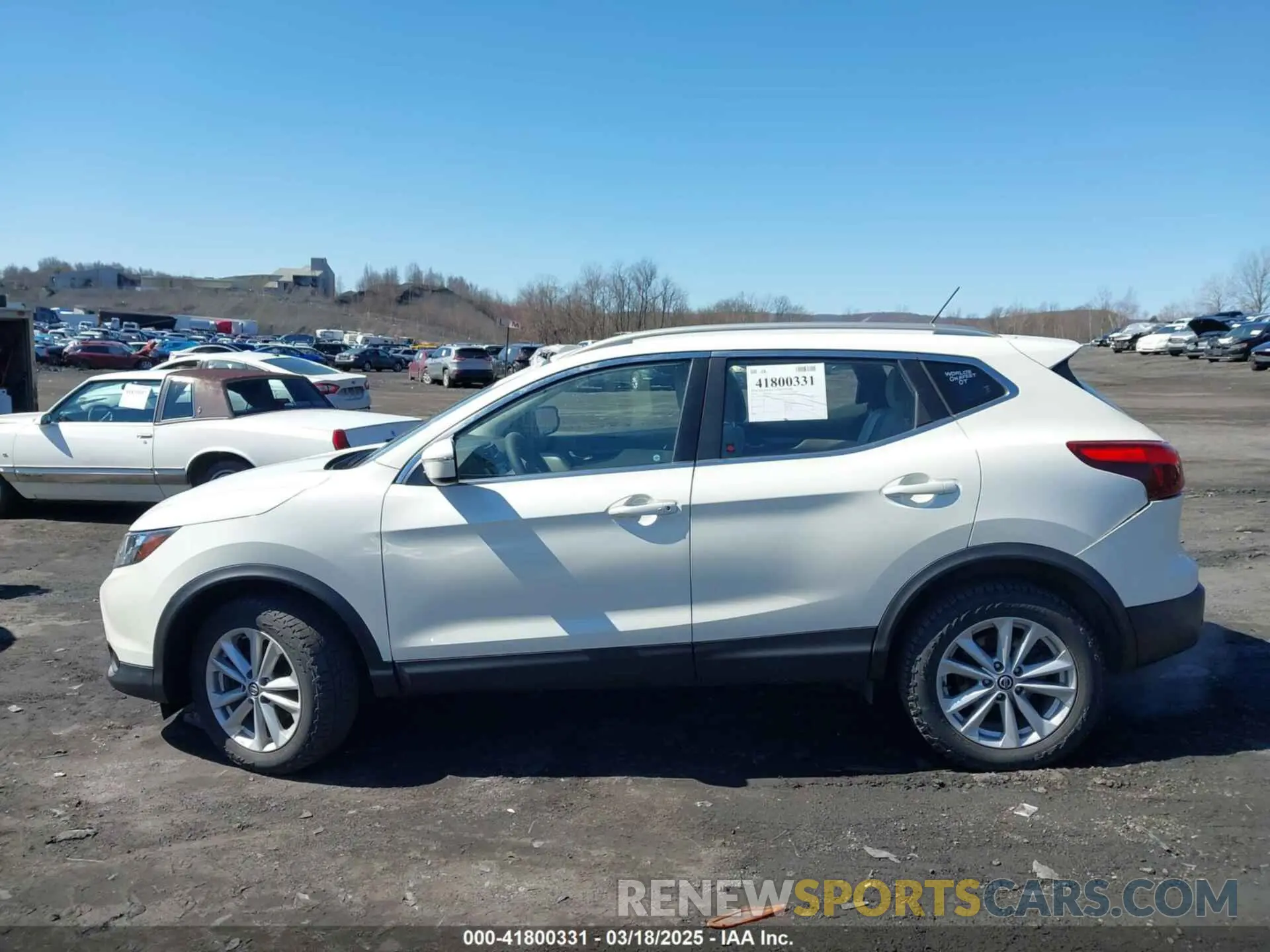 14 fotografías del automóvil dañado JN1BJ1CR2KW353347 NISSAN ROGUE SPORT 2019
