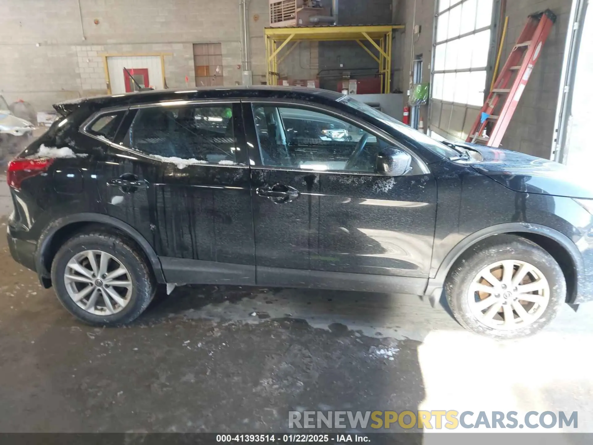 14 fotografías del automóvil dañado JN1BJ1CR3KW323001 NISSAN ROGUE SPORT 2019