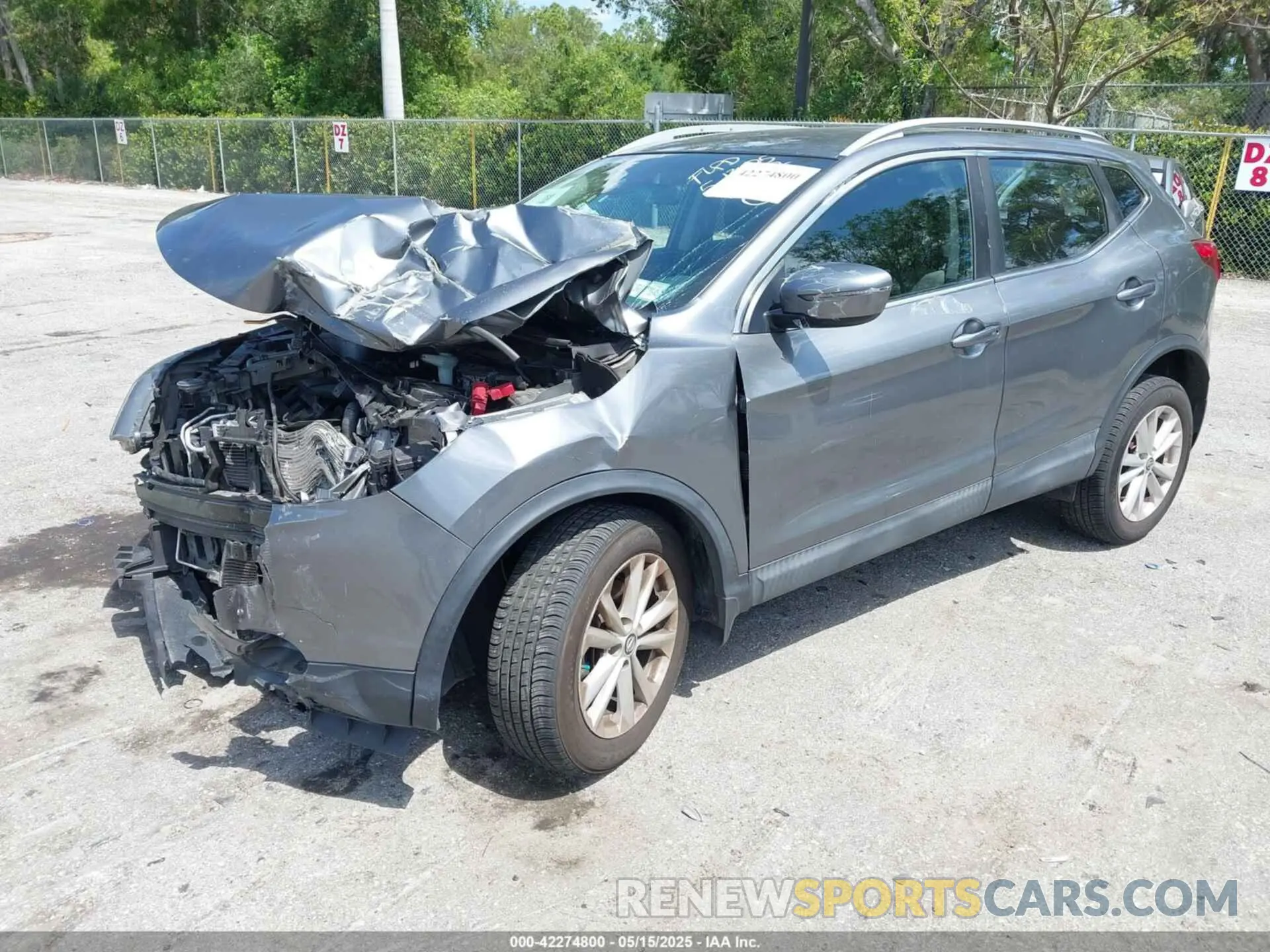 2 fotografías del automóvil dañado JN1BJ1CR3KW623332 NISSAN ROGUE SPORT 2019