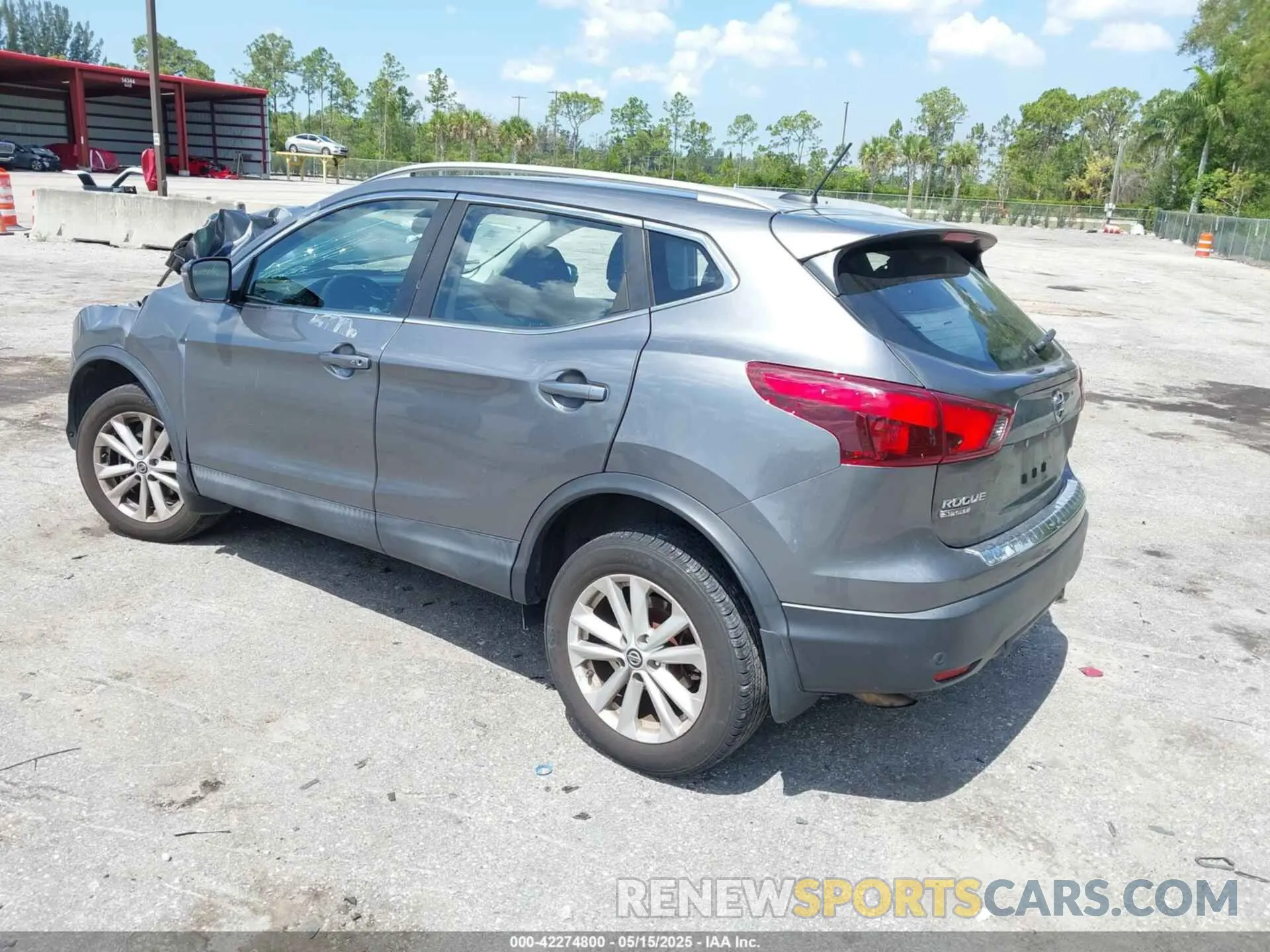 3 fotografías del automóvil dañado JN1BJ1CR3KW623332 NISSAN ROGUE SPORT 2019