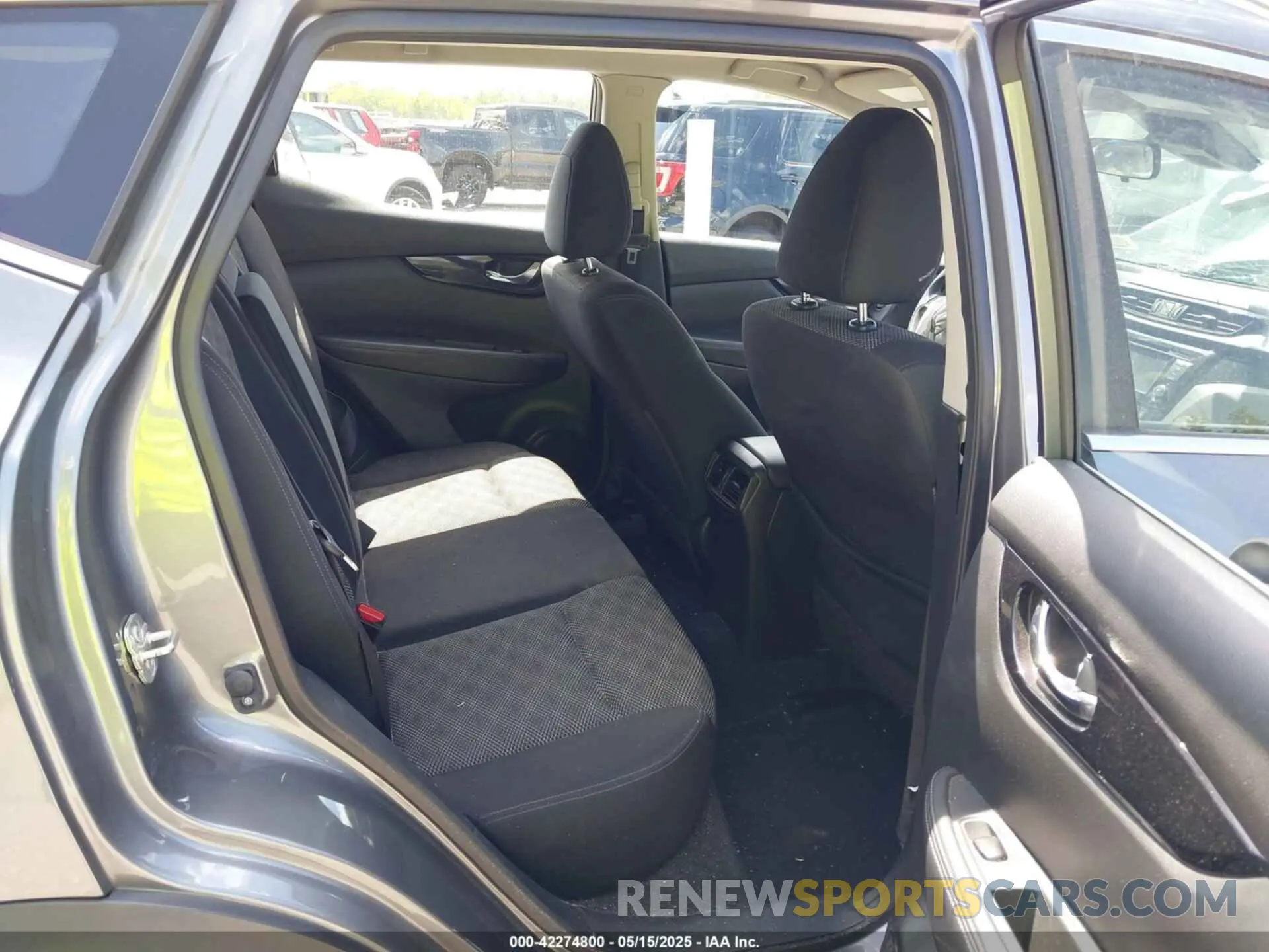 8 fotografías del automóvil dañado JN1BJ1CR3KW623332 NISSAN ROGUE SPORT 2019