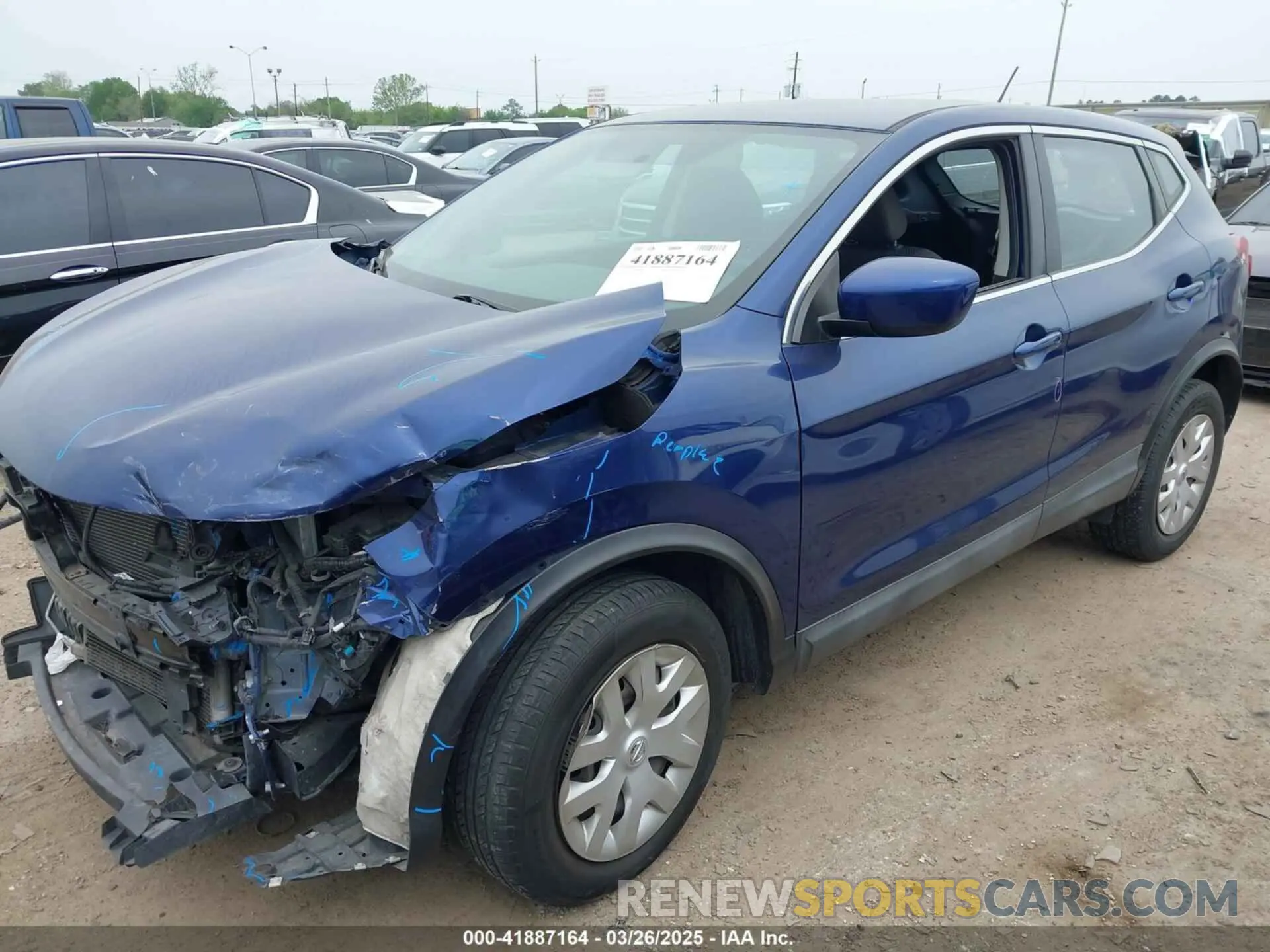 2 fotografías del automóvil dañado JN1BJ1CR4KW330667 NISSAN ROGUE SPORT 2019