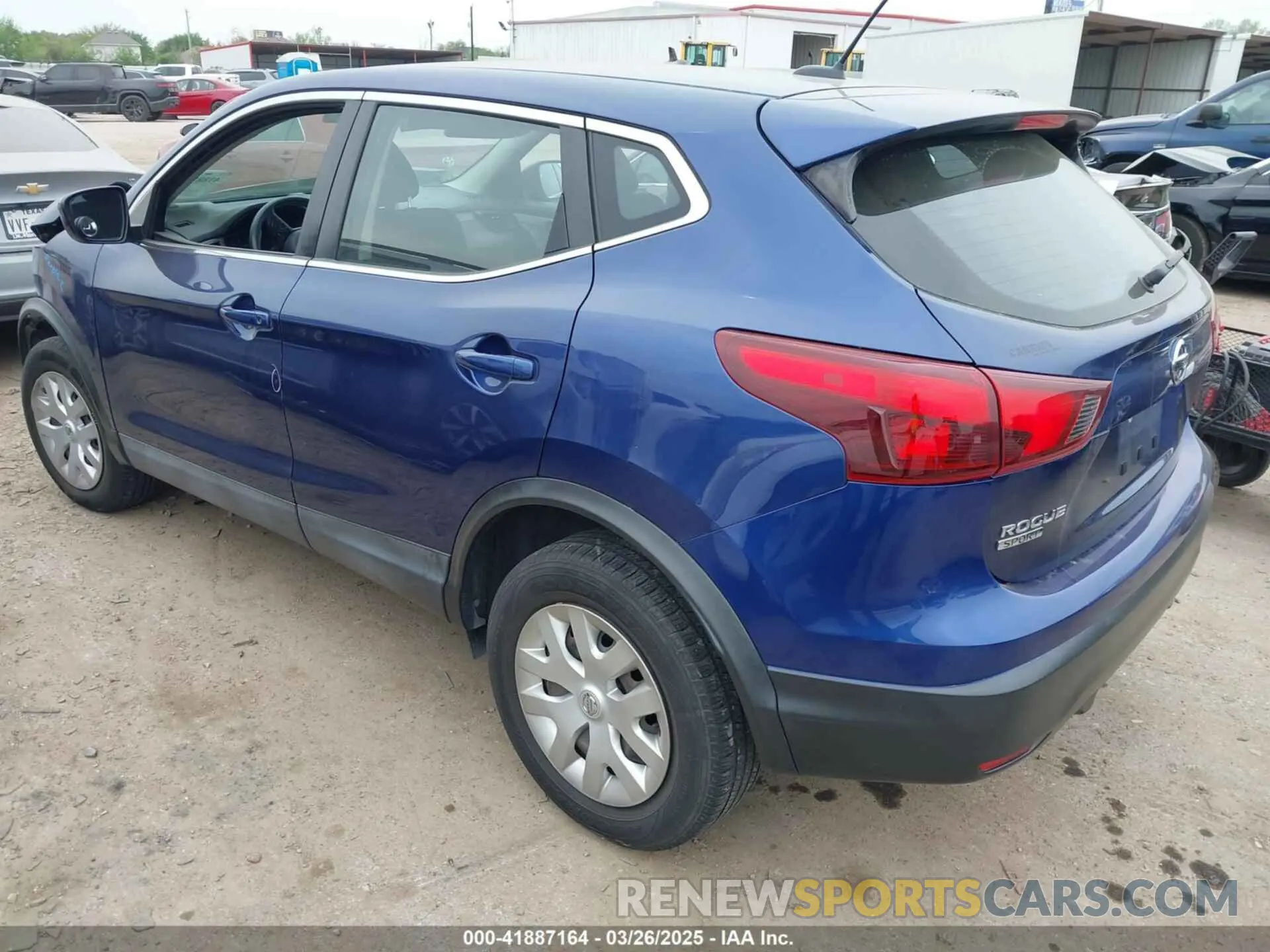 3 fotografías del automóvil dañado JN1BJ1CR4KW330667 NISSAN ROGUE SPORT 2019